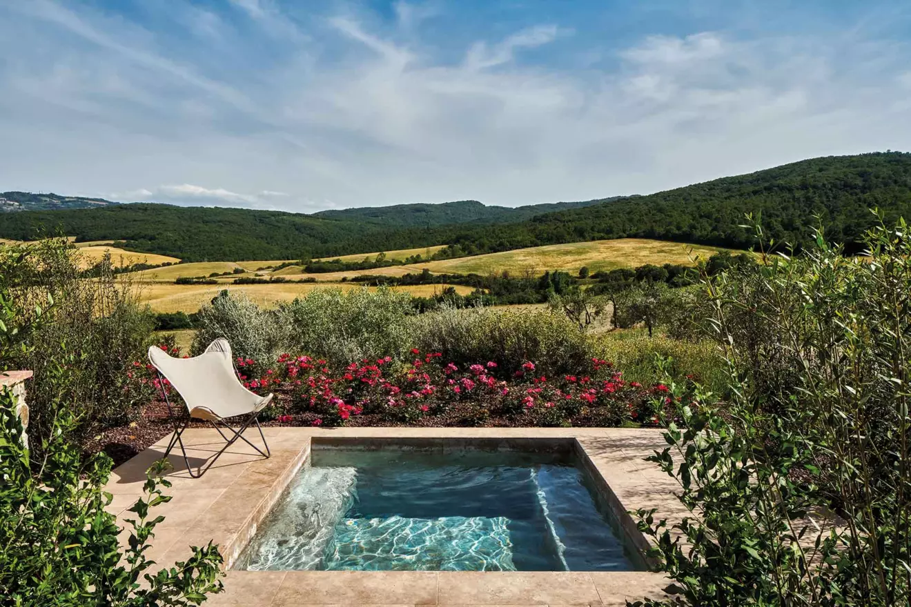 wine-hotel-rosewood-castiglion-del-bosco-00.jpg