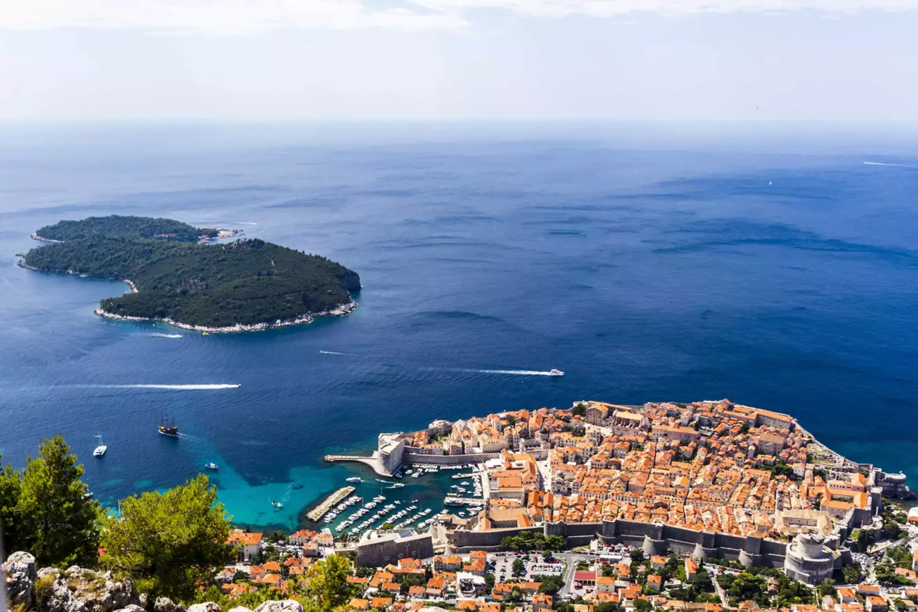 sail croatia dubrovnik to split