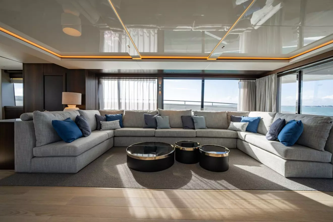Sunseeker Yacht Ocean 182 interior