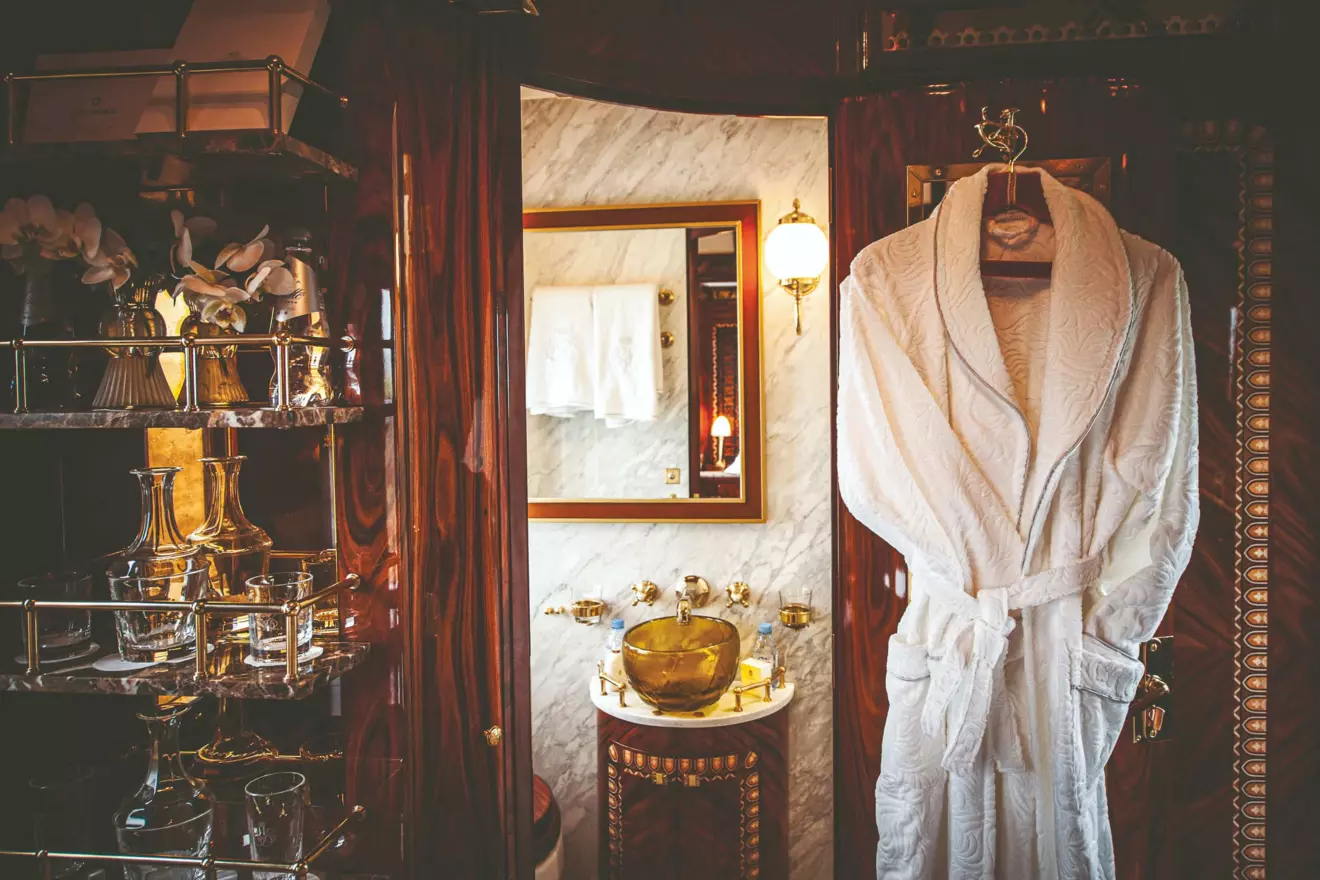 orient-express-grand-suite.jpg