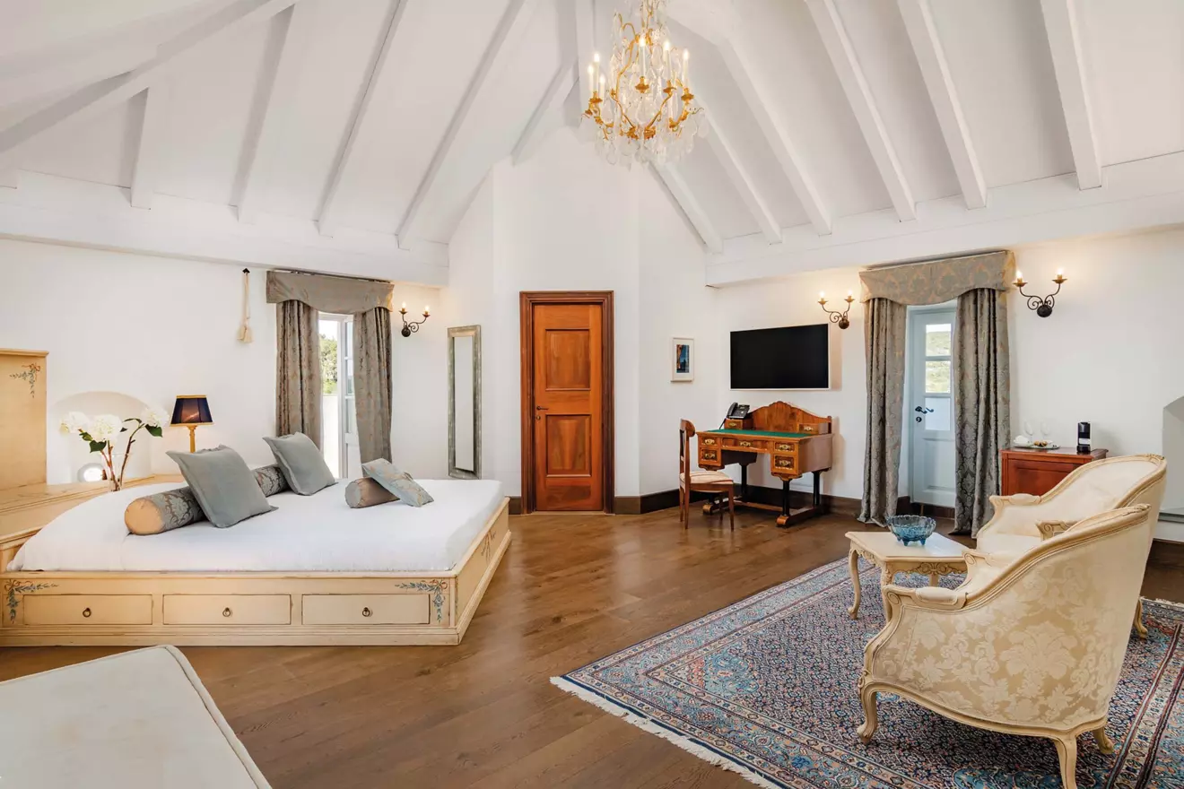 luxury apartment at martinis marchi hotel