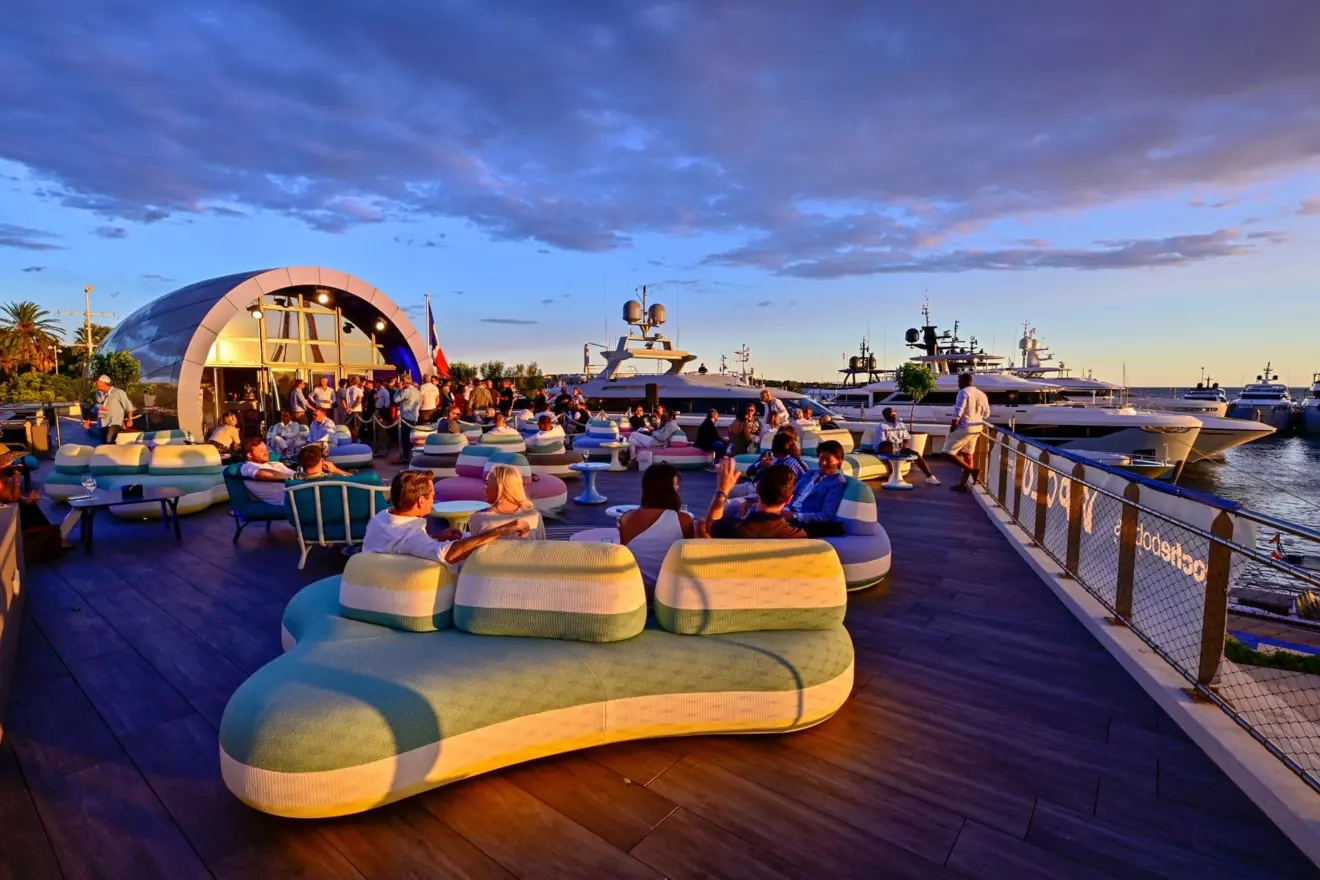 cannes-yachting-festival-vip.jpg