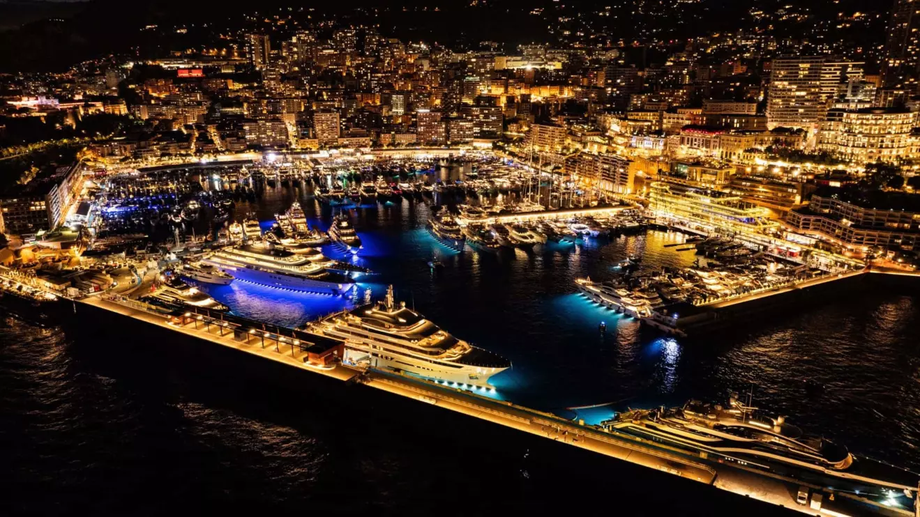 monaco-yacht-show-2024-night.jpg