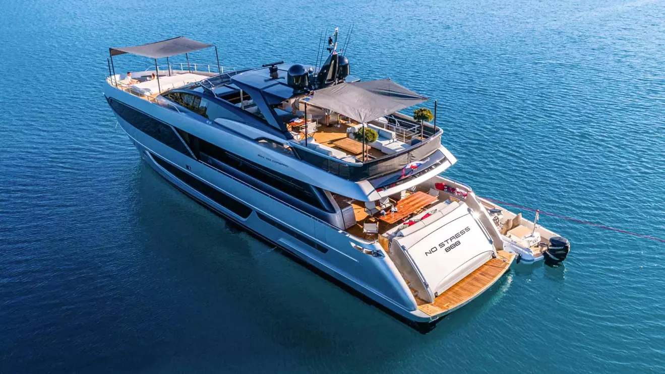 luxury yacht no stress, honeymoon yacht charter
