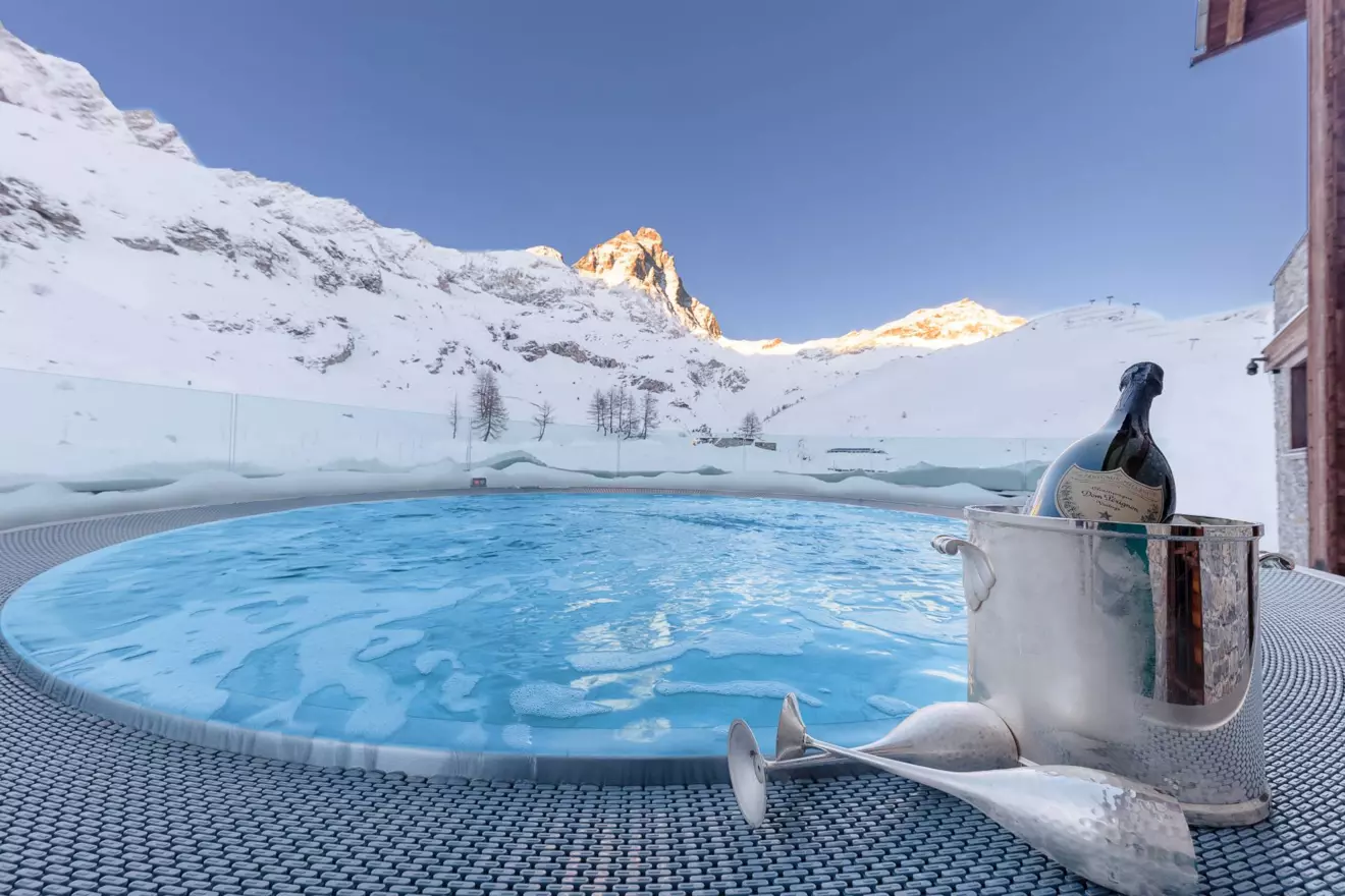 chalet-la-fenice-jacuzzi.jpg
