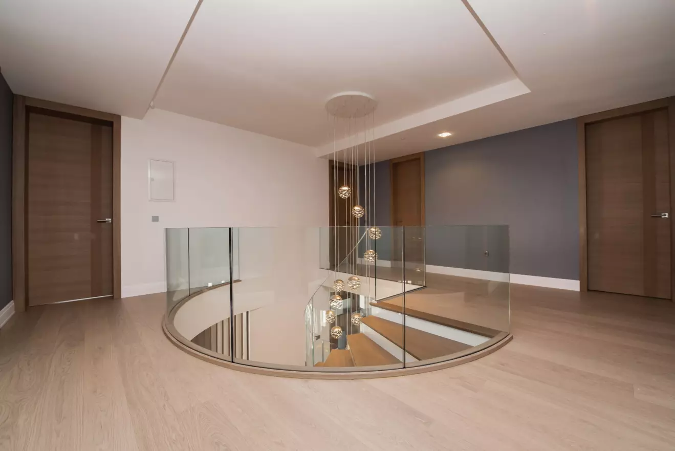 kristal-stklo-appartment.jpg