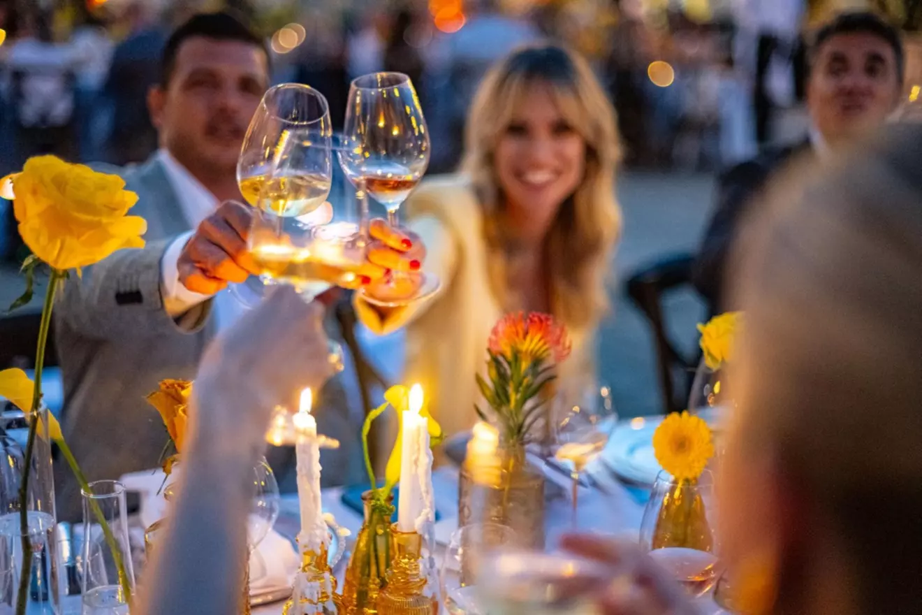 Veuve-Clicquot-Solaire-Tables-5.jpg