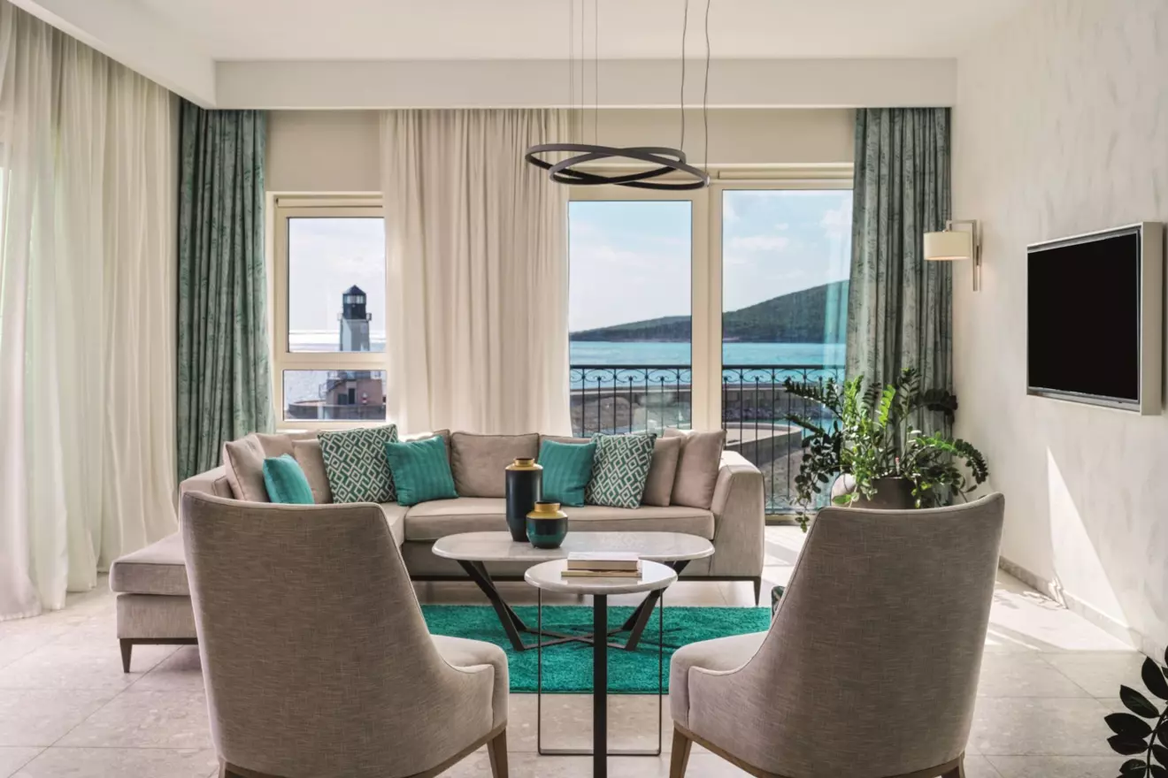 Chiedi-Lustica-Bay-Penthouse.jpg
