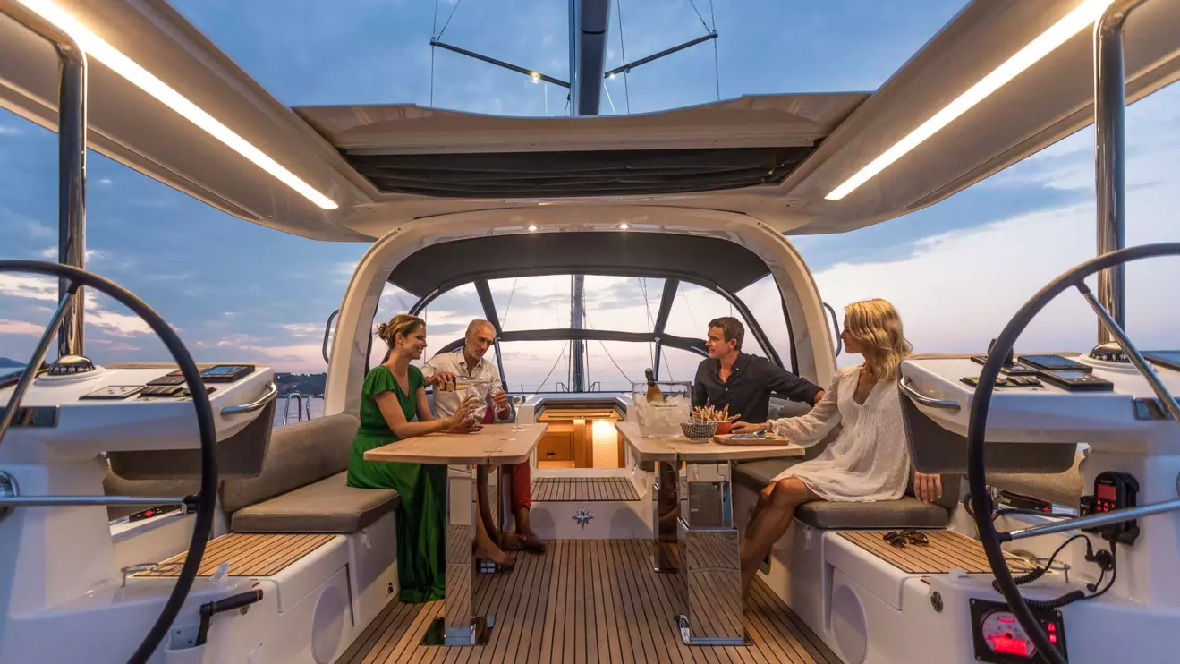 Jeanneau Yachts 60 cockpit