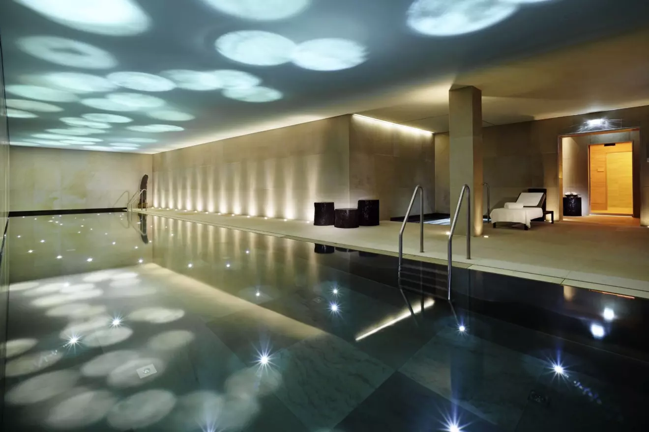Chalet-Aurelio-pool.jpg