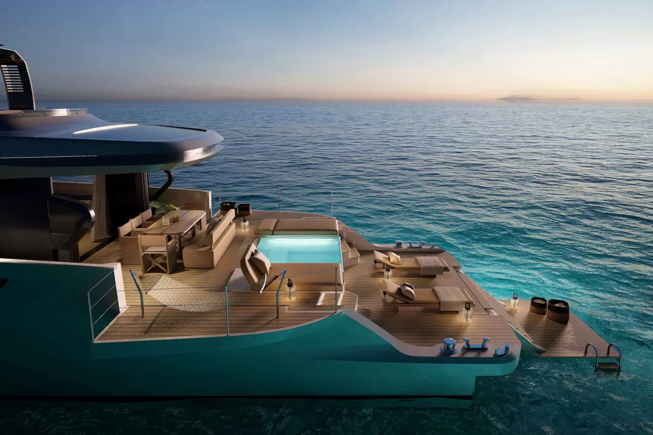 Azimut Seadeck 9 aft platform