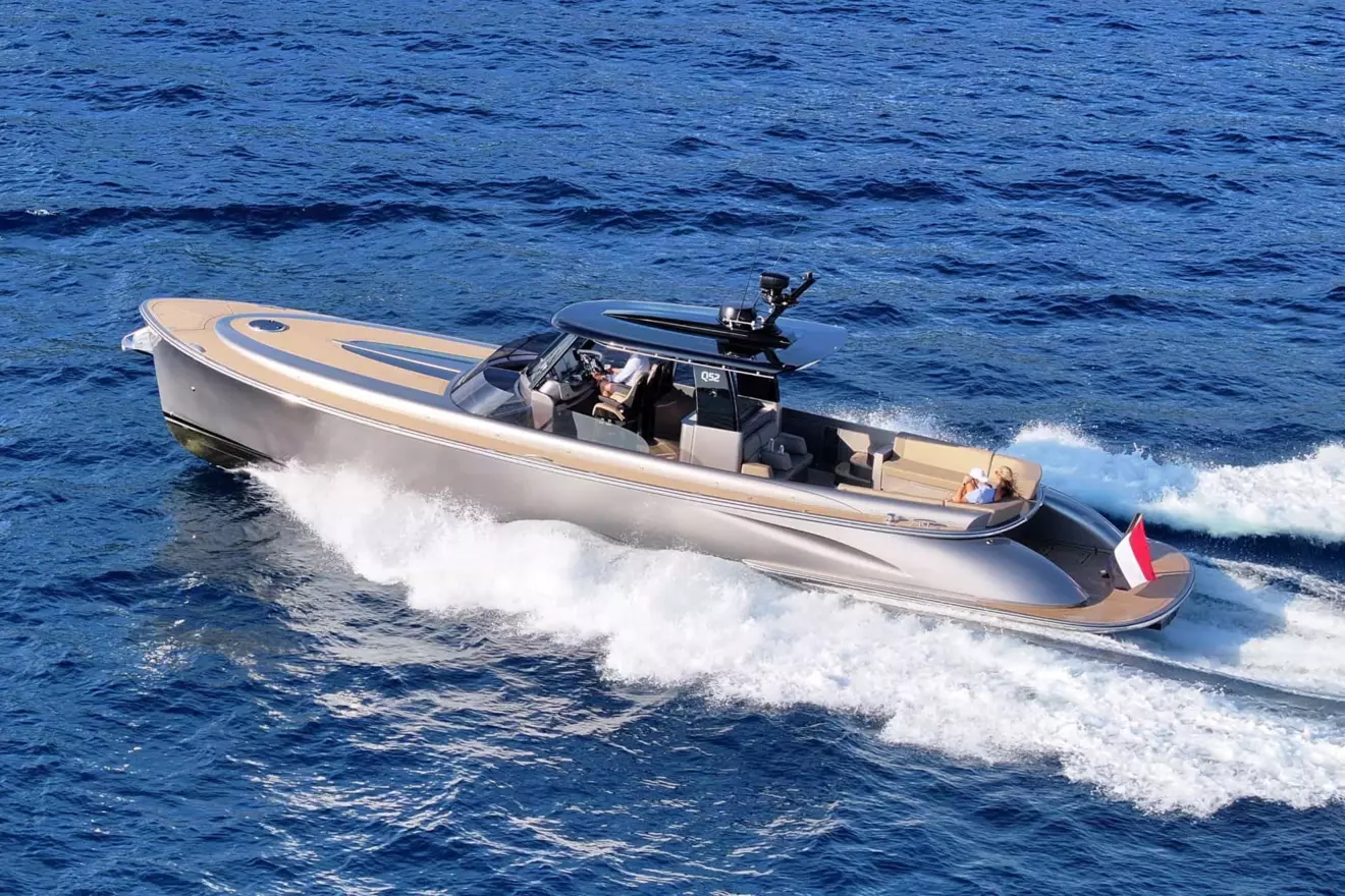 Qnautic-Q52-2.jpg