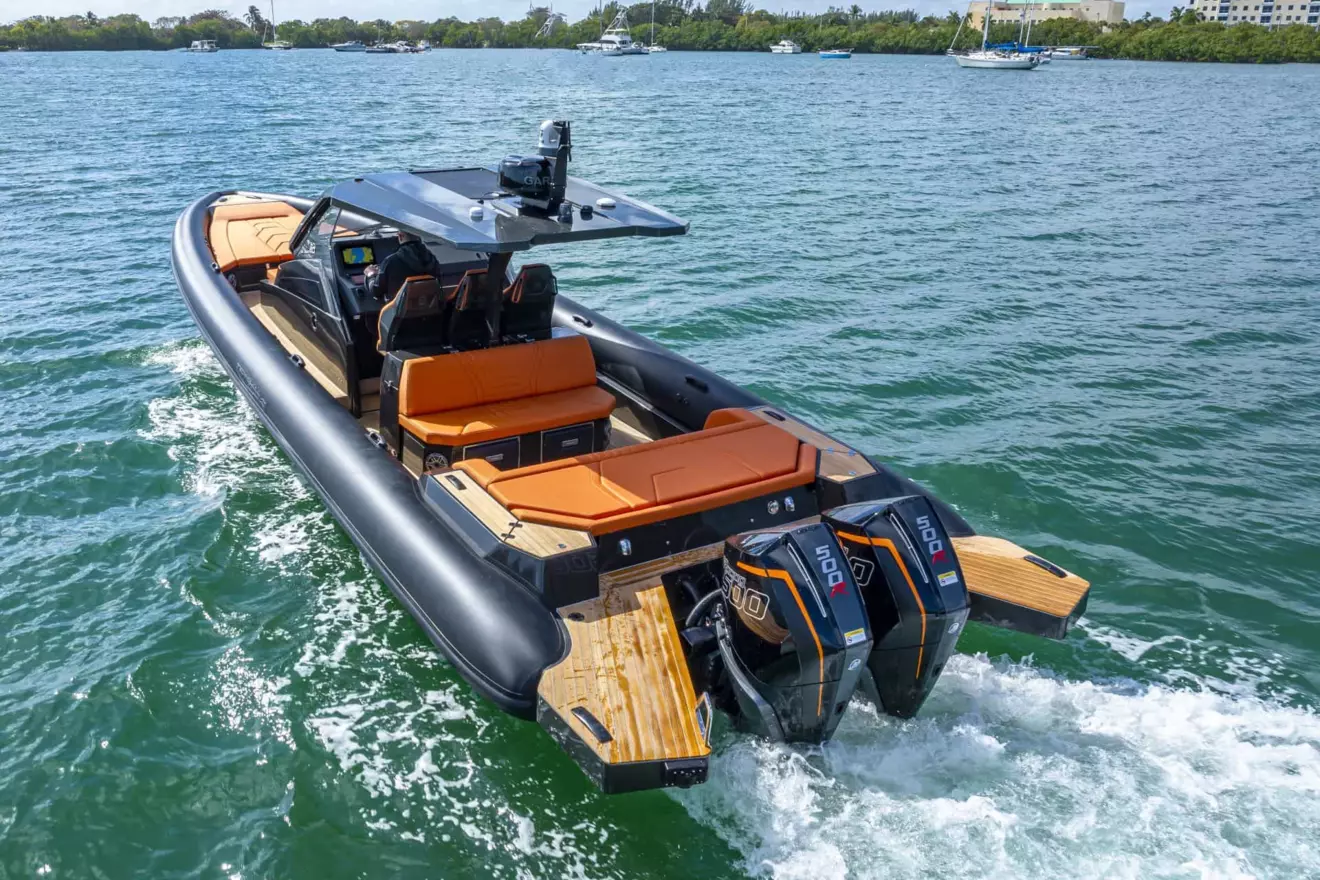 Technohull Alpha 40 powered by dual Mercury 500R engines.
