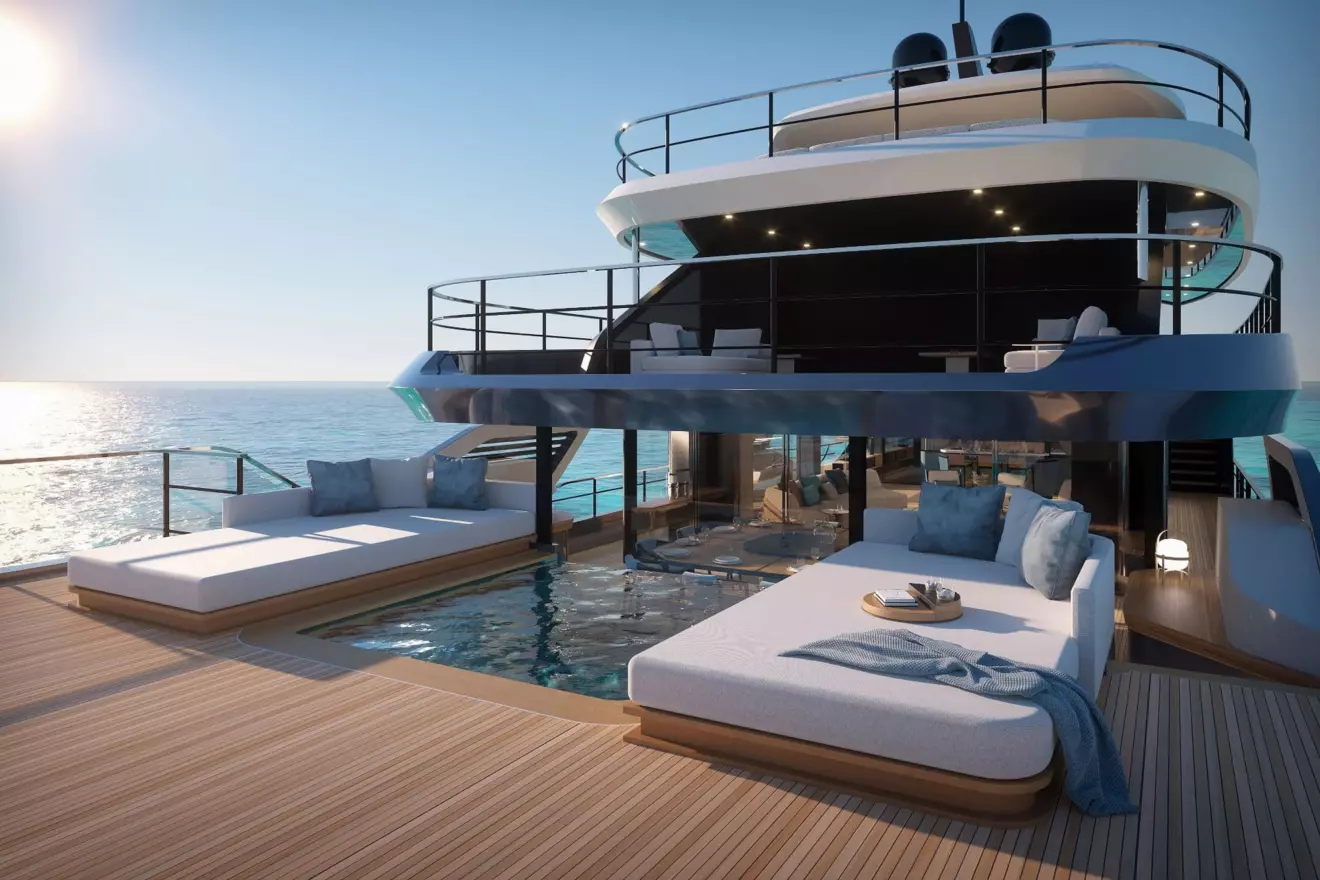 Azimut-Grande-44M-aft-deck.jpg