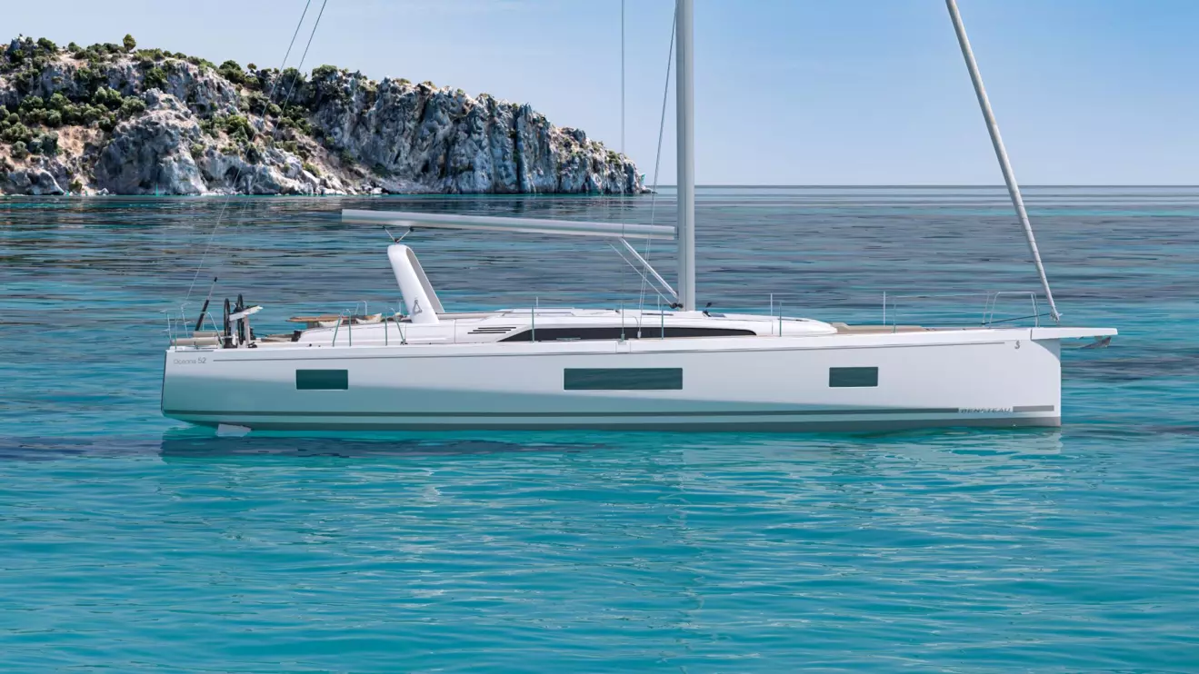 Beneteau Oceanis 52-side view.jpg