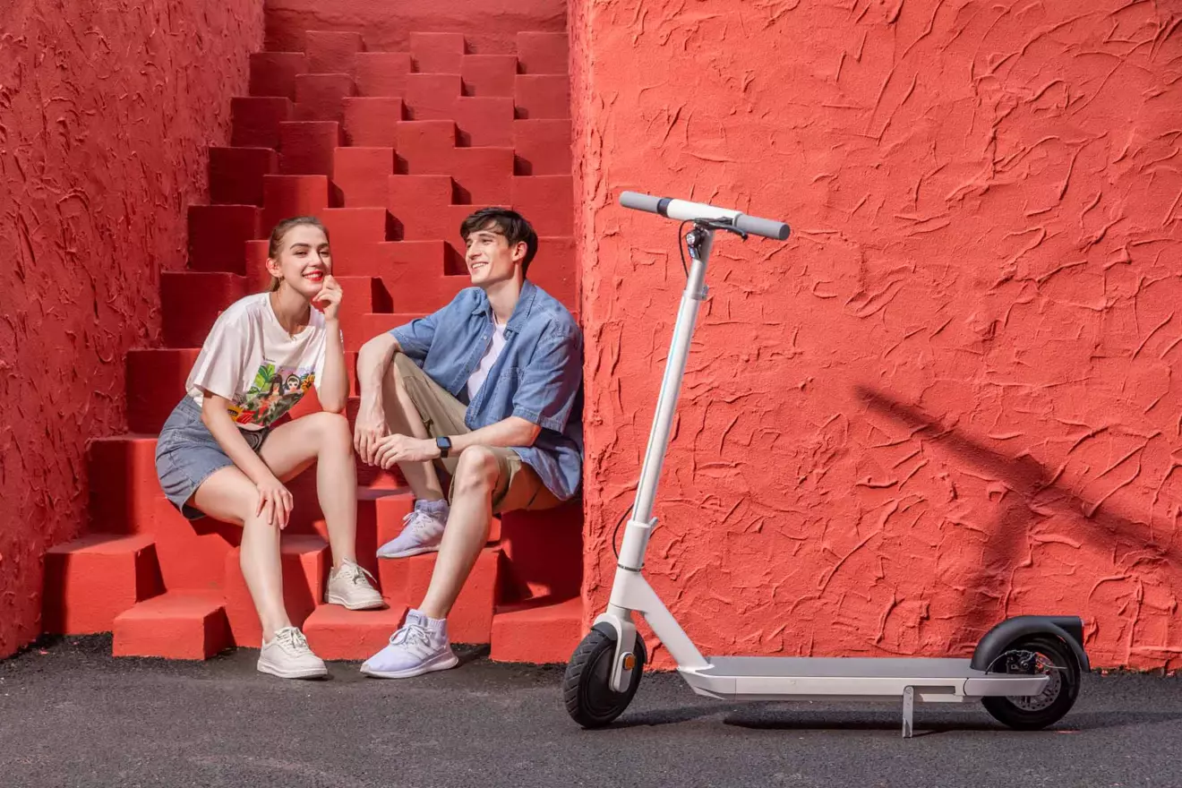 e-scooter Okai Neon