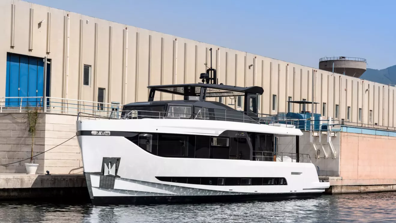 Arcadia A80new-launch.jpg
