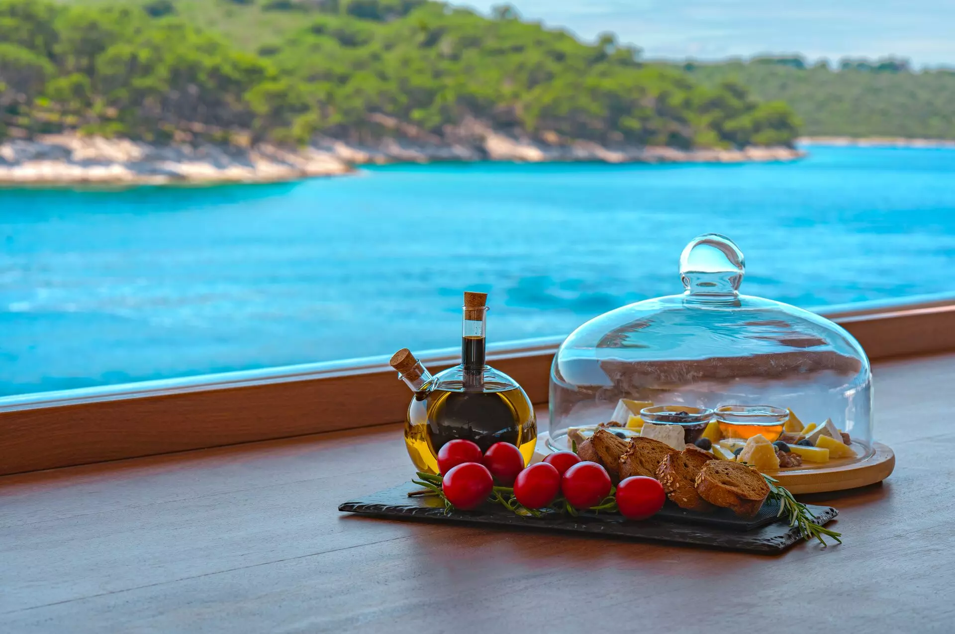 02 - Exterior - Sundeck (c).jpg