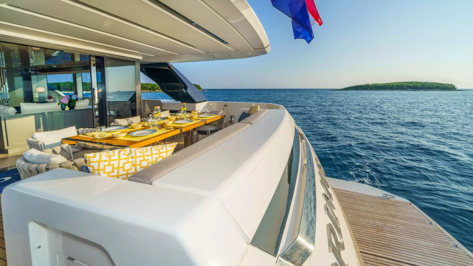 14-Primus-aft-view_.jpg