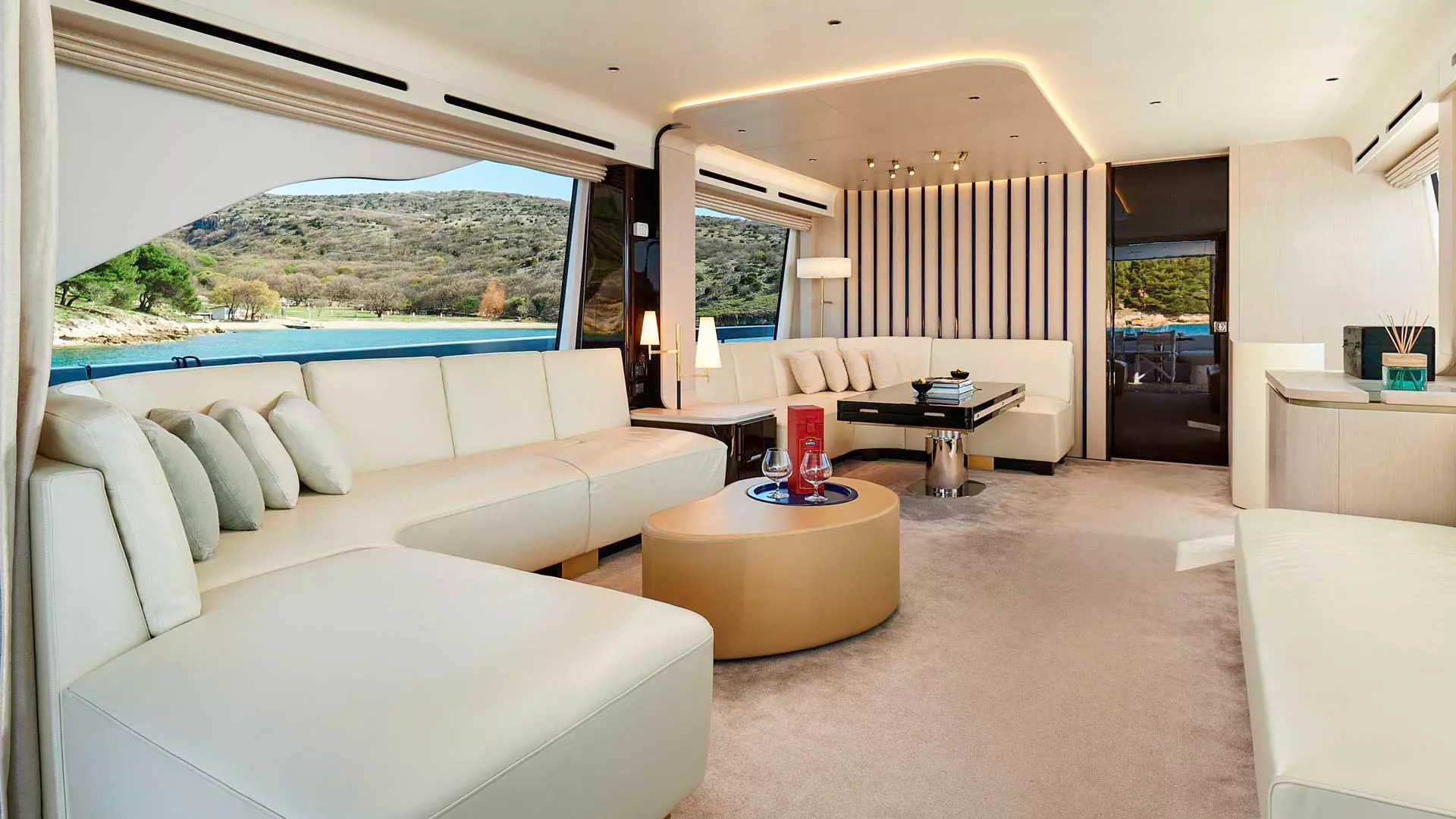 21 OMR Group Salon3 _.JPG