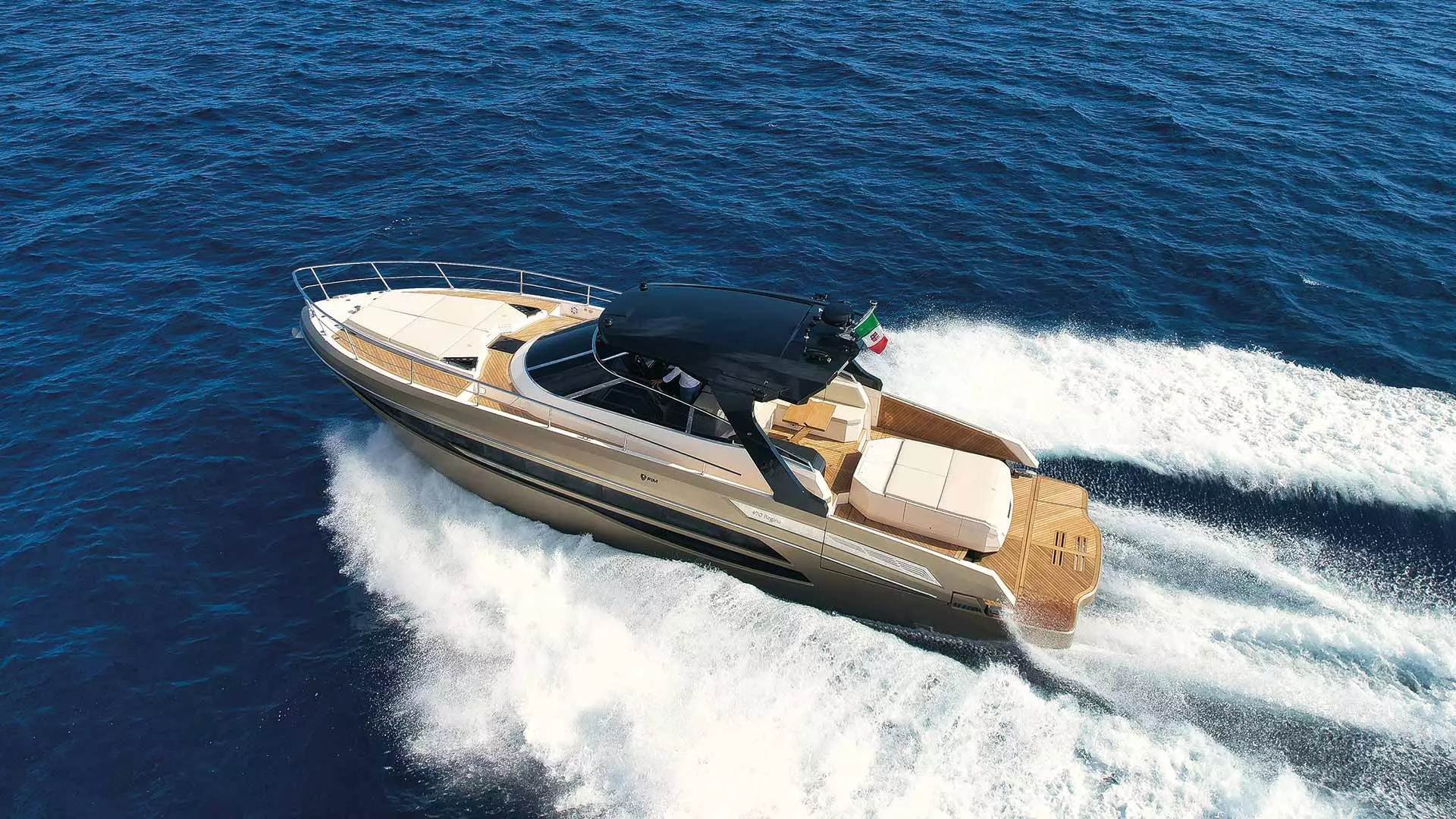 FIM 470 Regina review: Cruising Queen