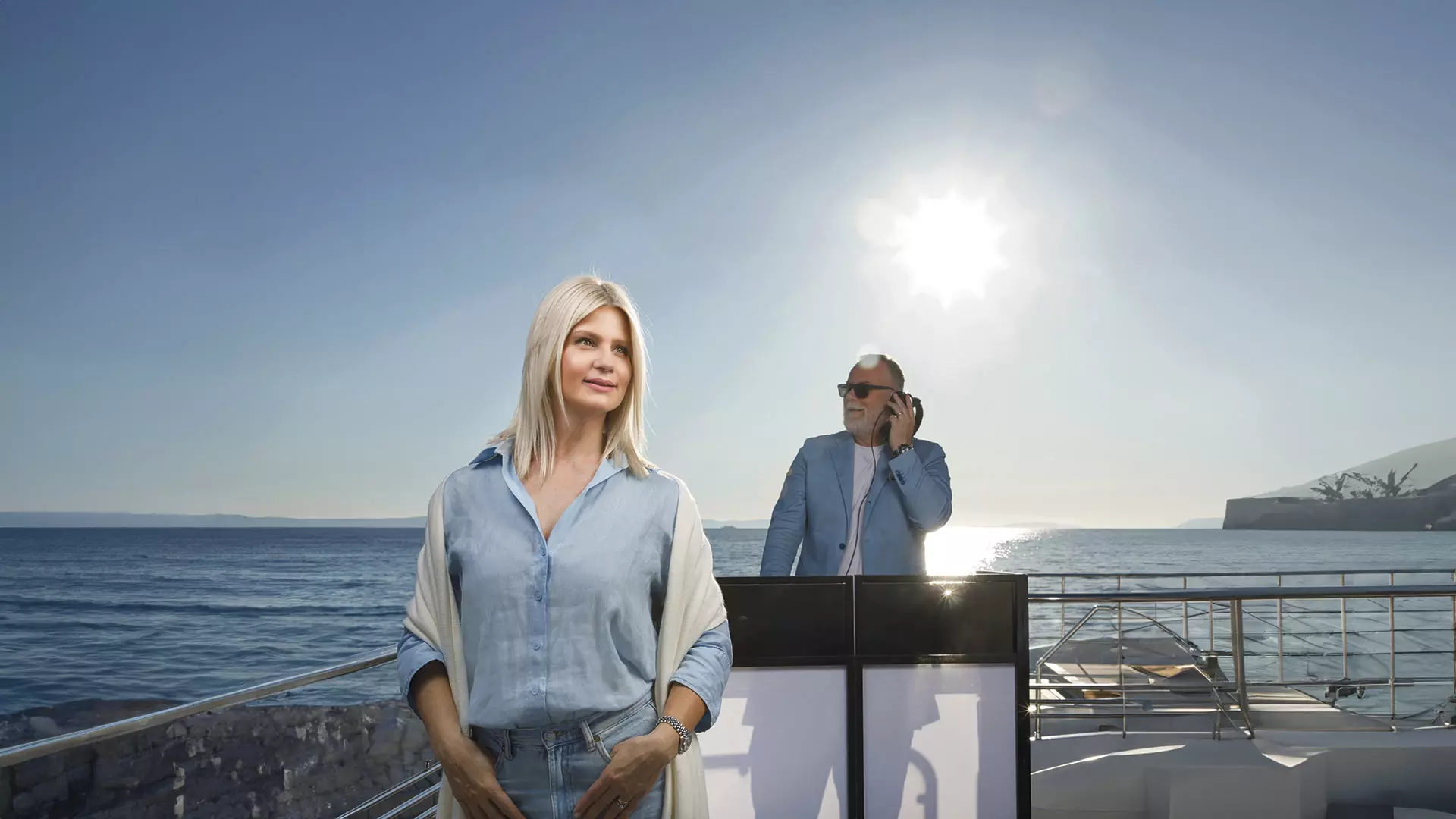 Cosmic Production: Top DJs for Exclusive Yacht Parties