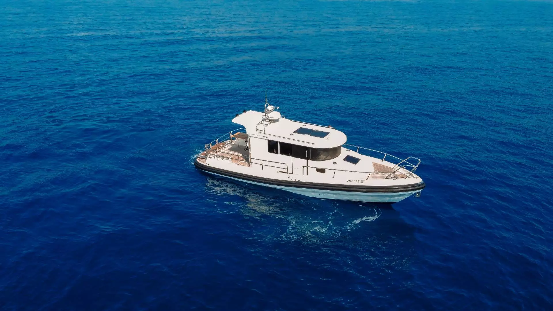 Paragon 31 Cabin Review: Serious Patrol Vessel