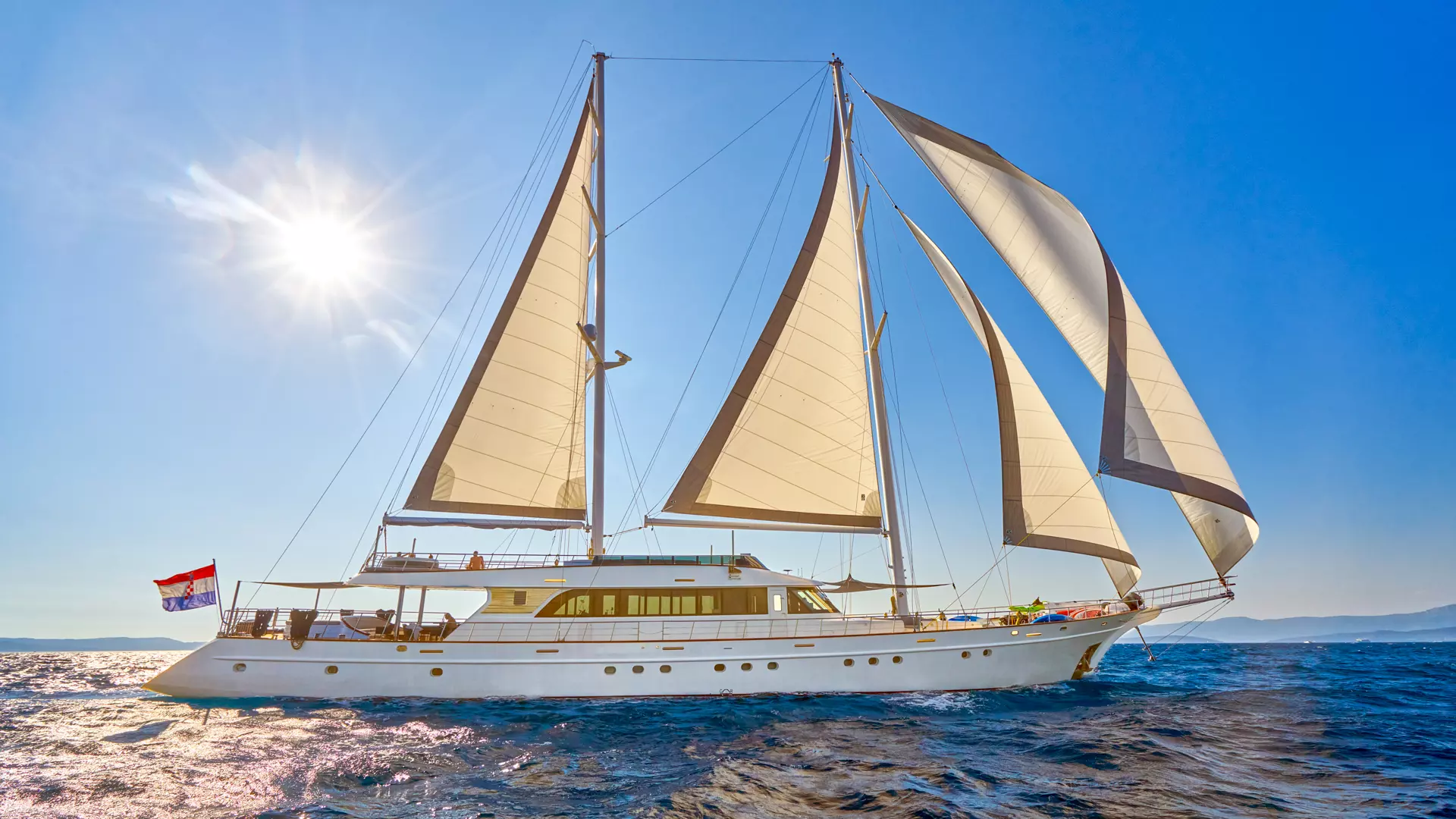 Lady Gita in sail