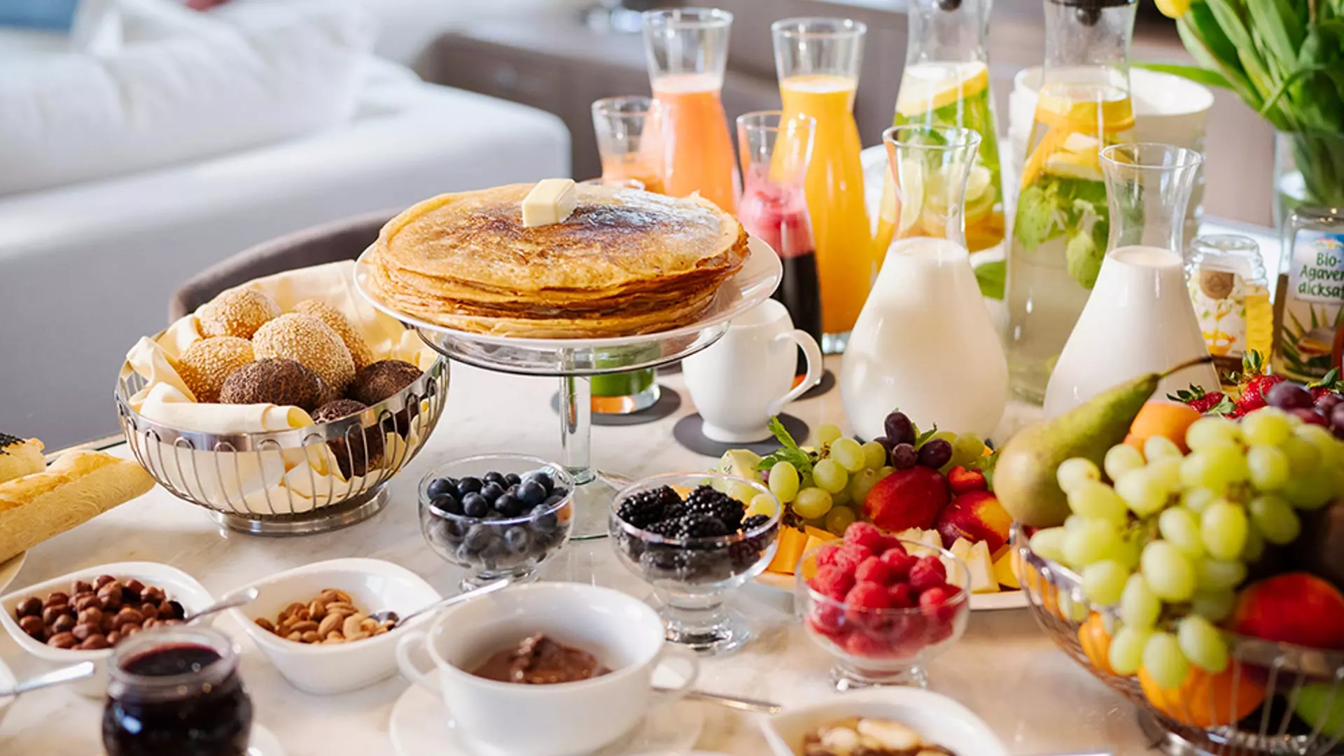 25-Dream-breakfast-table_.jpg