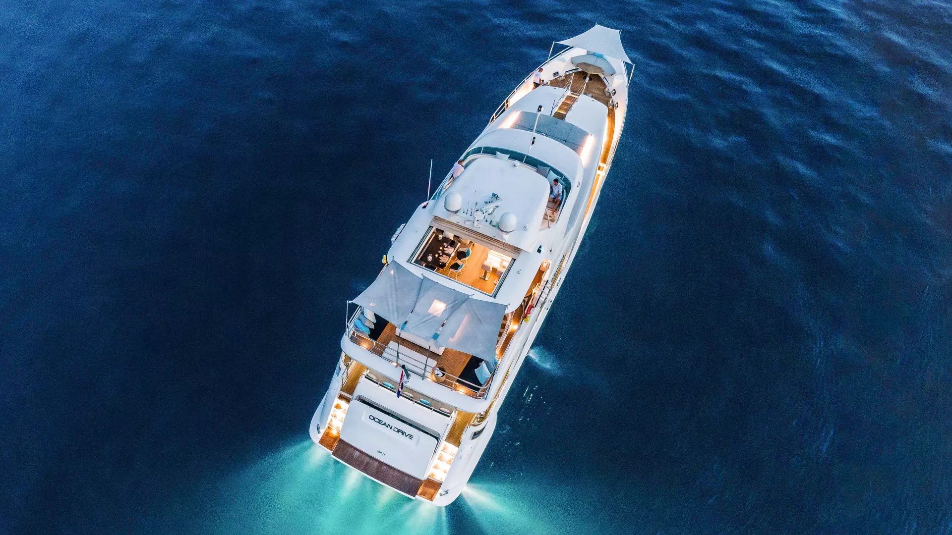 04-Ocean-Drive-view-from-above.jpg _ _.JPG