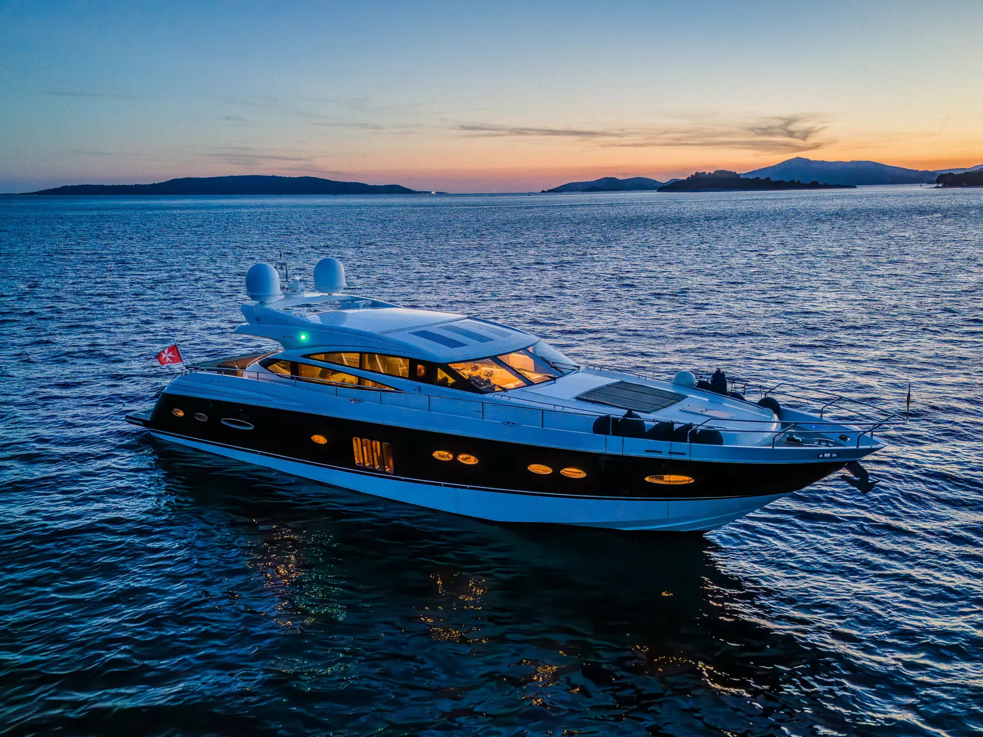 12-Gitana-II-starboard-sunset_.jpg