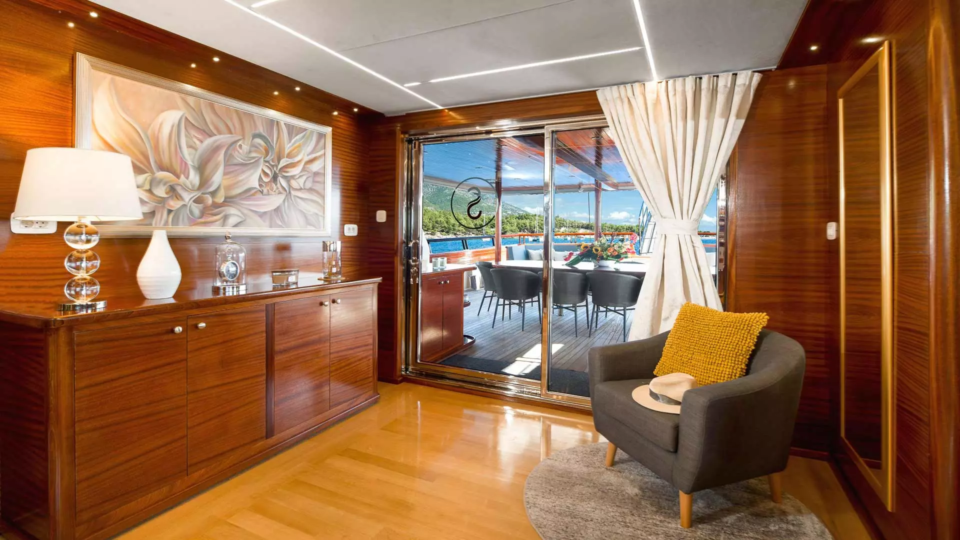 Yacht entrance