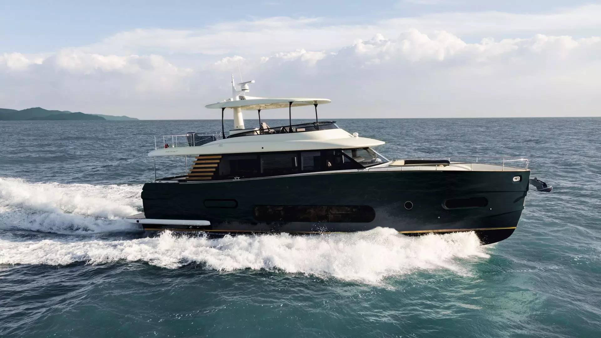 New Azimut Magellano 66 Is Here
