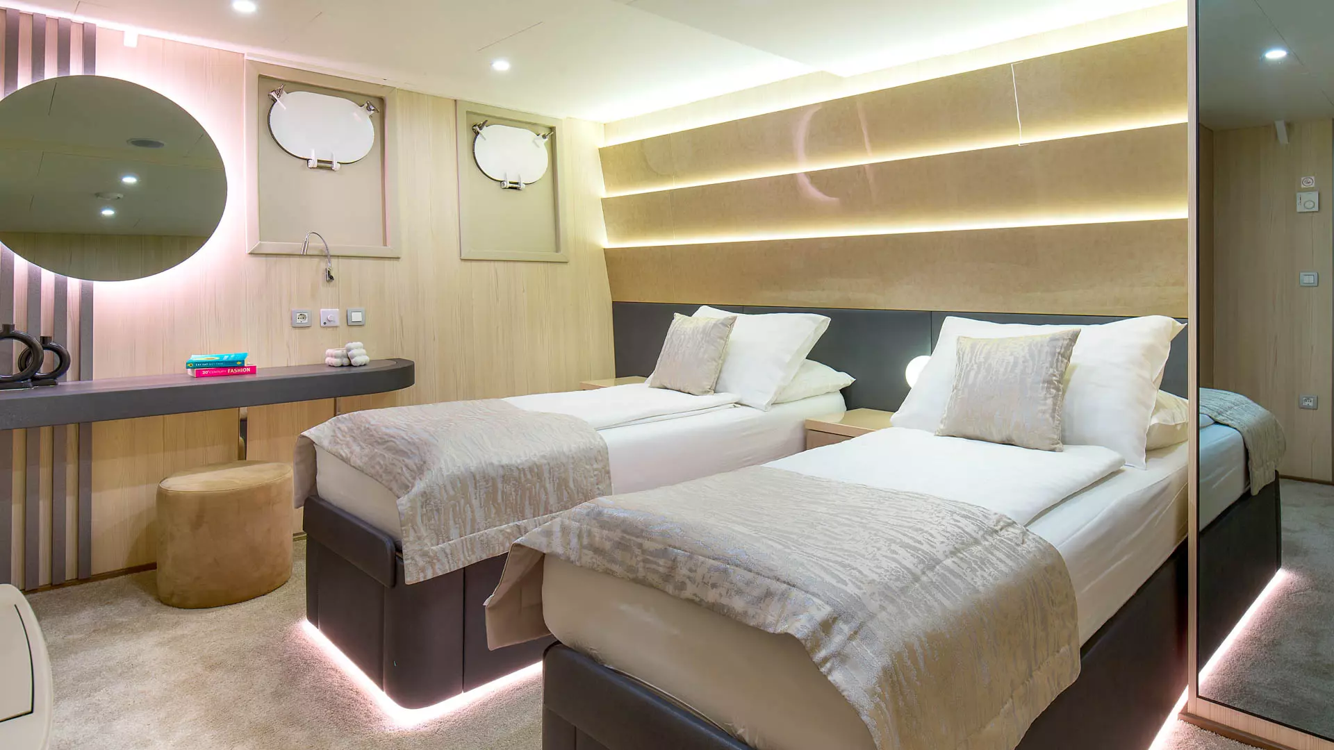 Cristal-twin-cabin-lower-deck.jpg