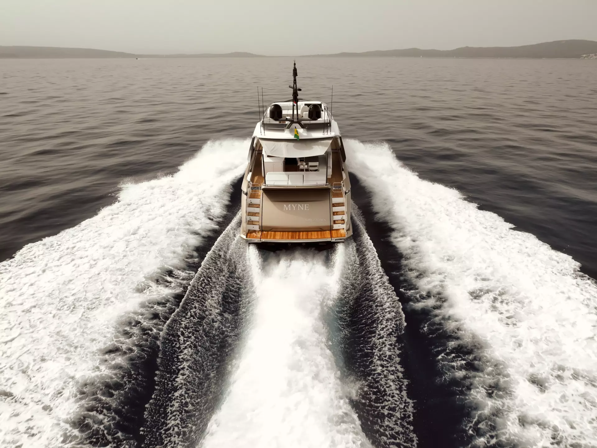 03-Myne-on-the-water_.jpg