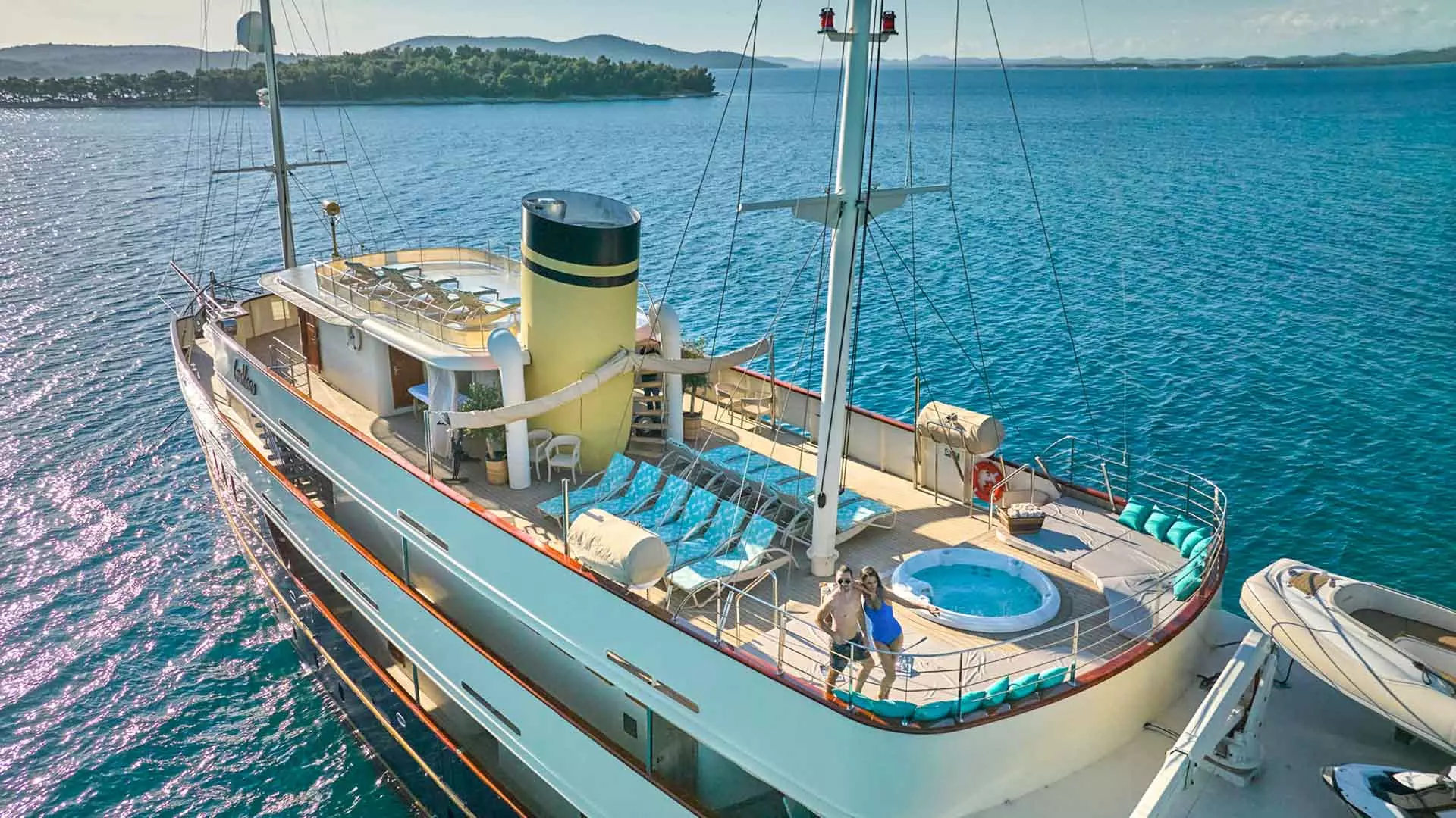 Casablanca-aerial-view-sundecks-with-jacuzzi.jpg