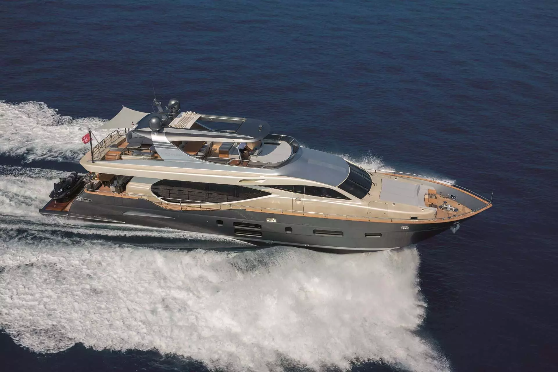 Canados 888 Evo Review: Italian at First Sight