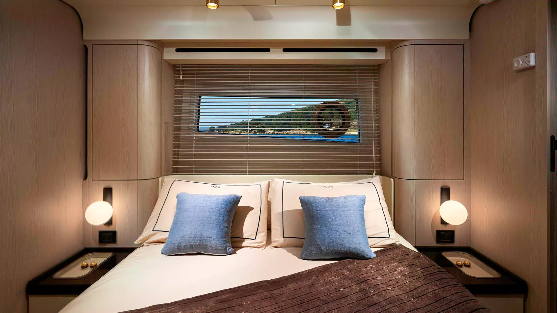 28 OMR Group VIP cabin _.JPG