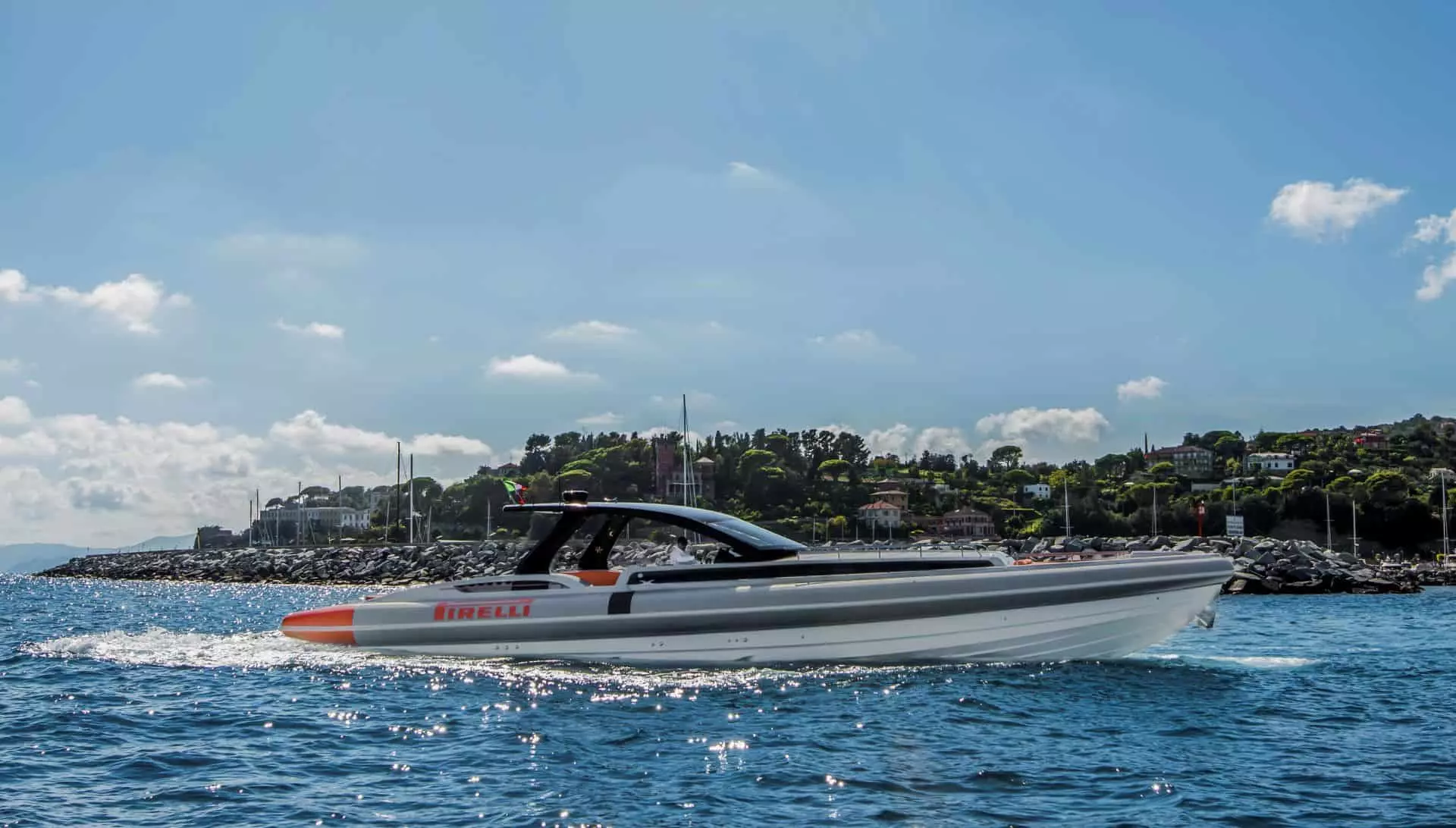 Pirelli 1900 Review: Sea Monster