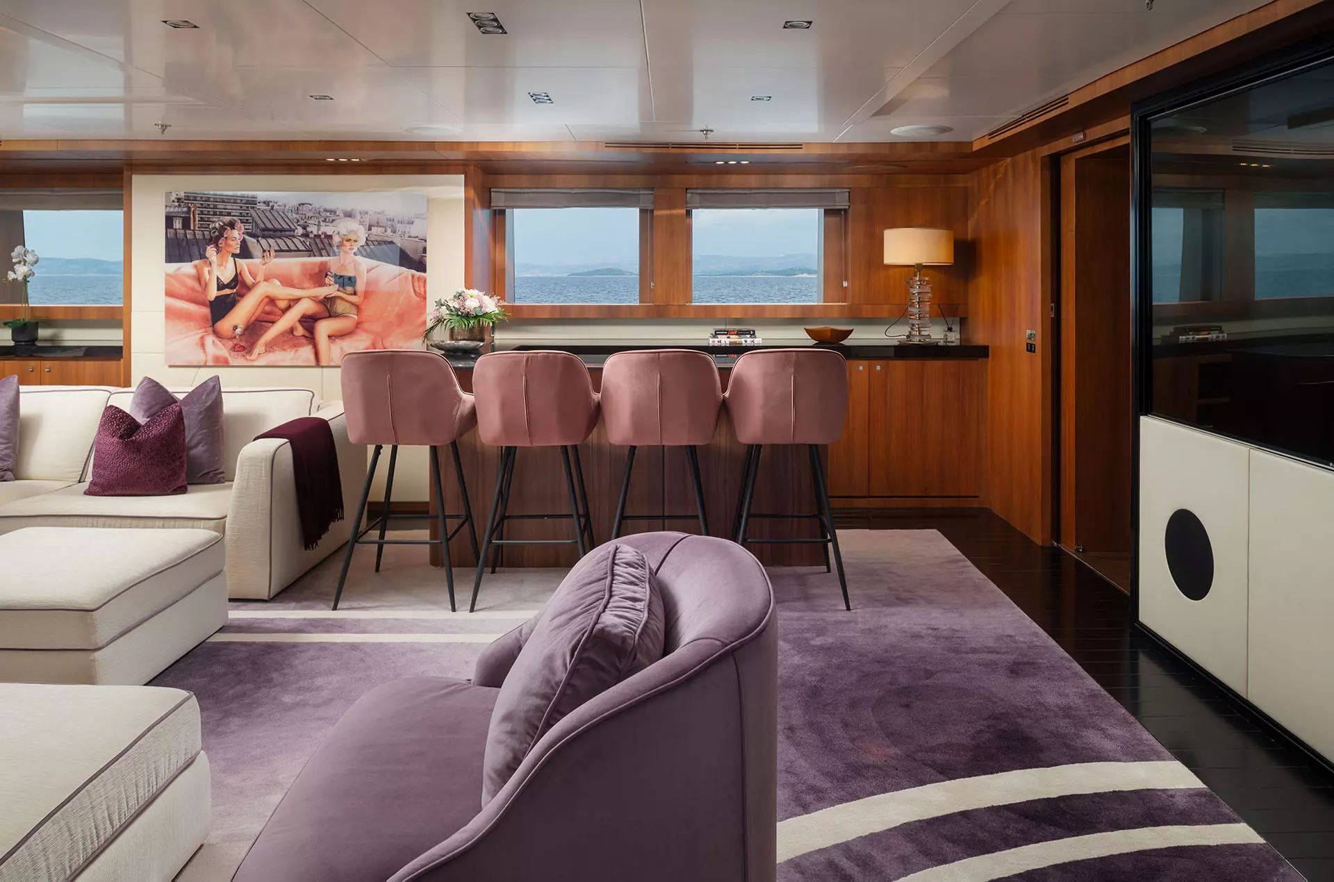 Bridge deck saloon (3).jpg
