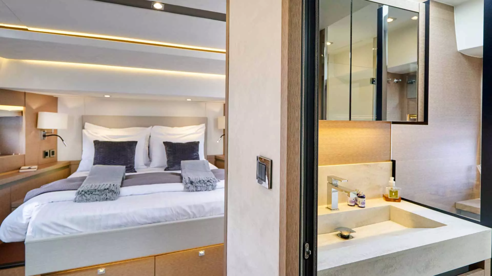 25-Simull-VIP-ensuite.jpg