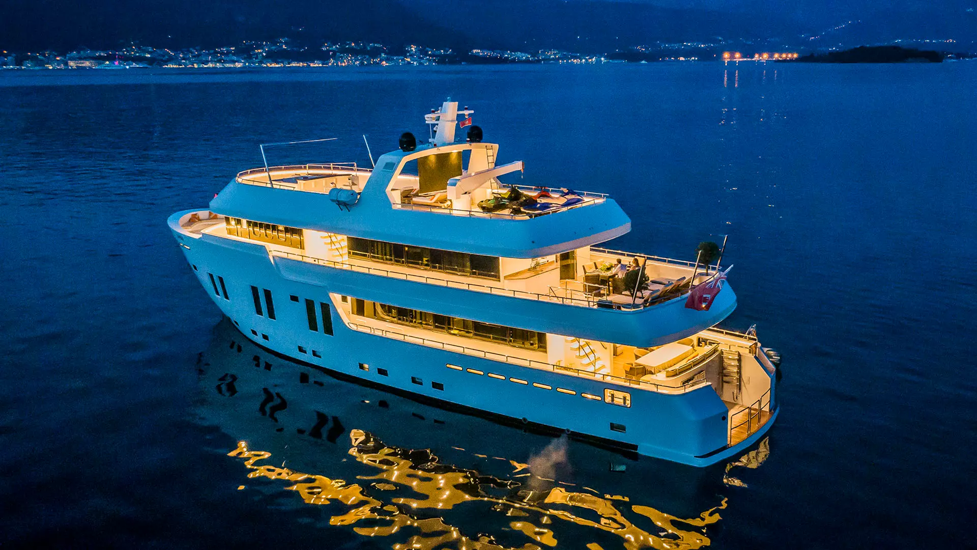 03-Apna-portside-night-view.jpg