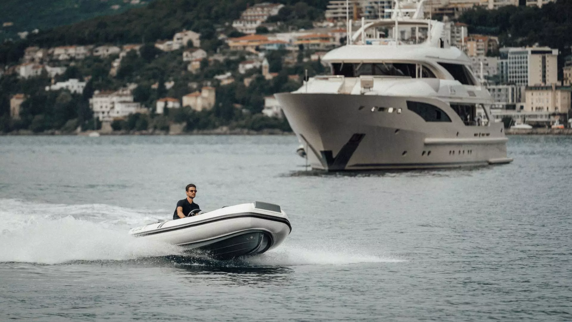 Ejet Electric Tenders: The First High Performance Electric Boats on The Market