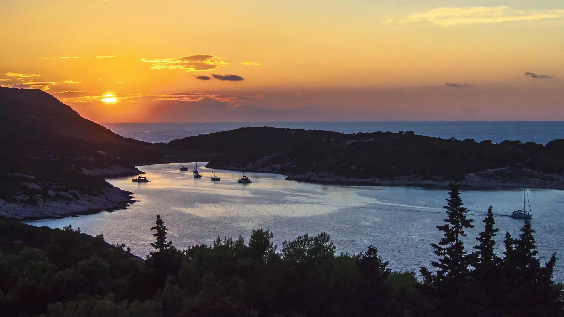 Split Sailing Itinerary: 7 Days of Island Hopping in Southern Croatia