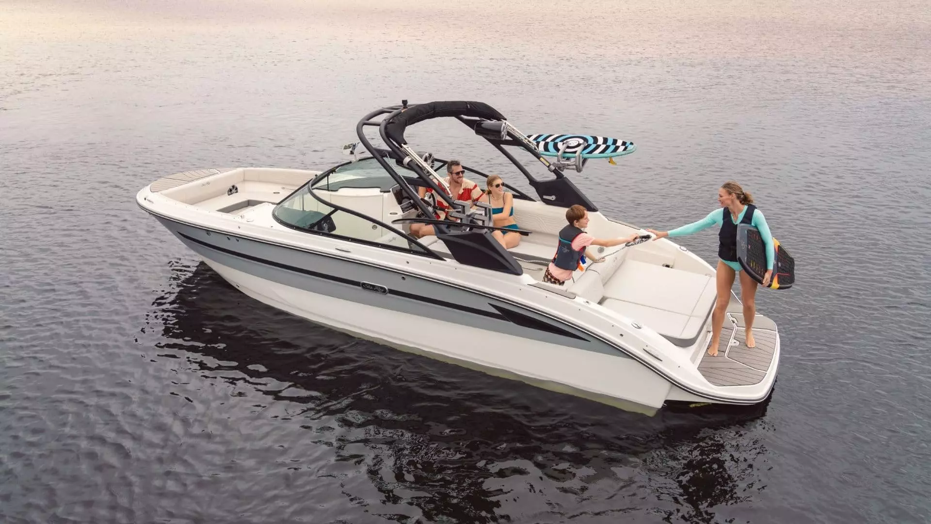 Sea Ray Unveils First European-Built Surf Boat