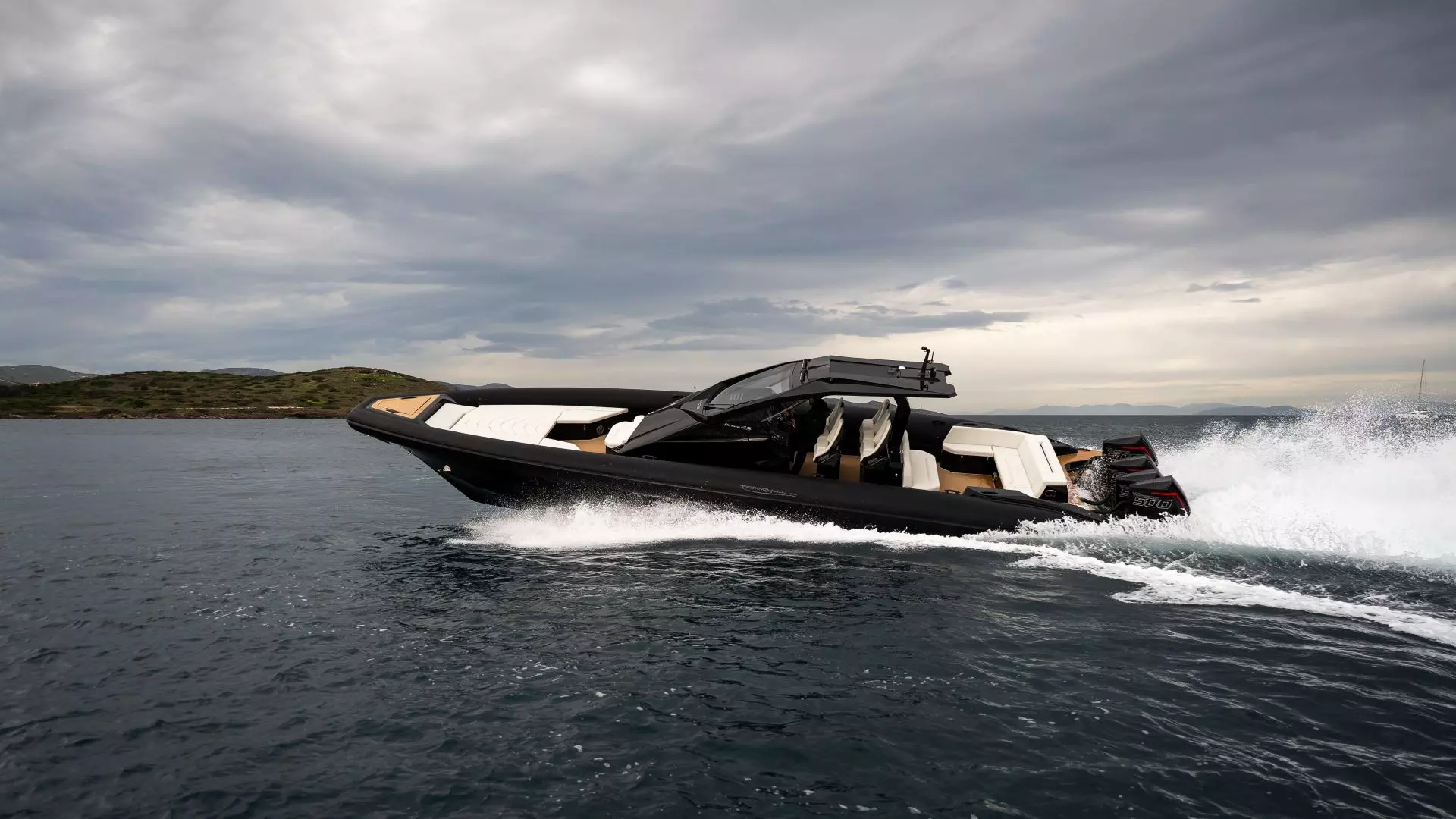 Technohull Unveils the Alpha 45: Meet the 85-Knot Beast