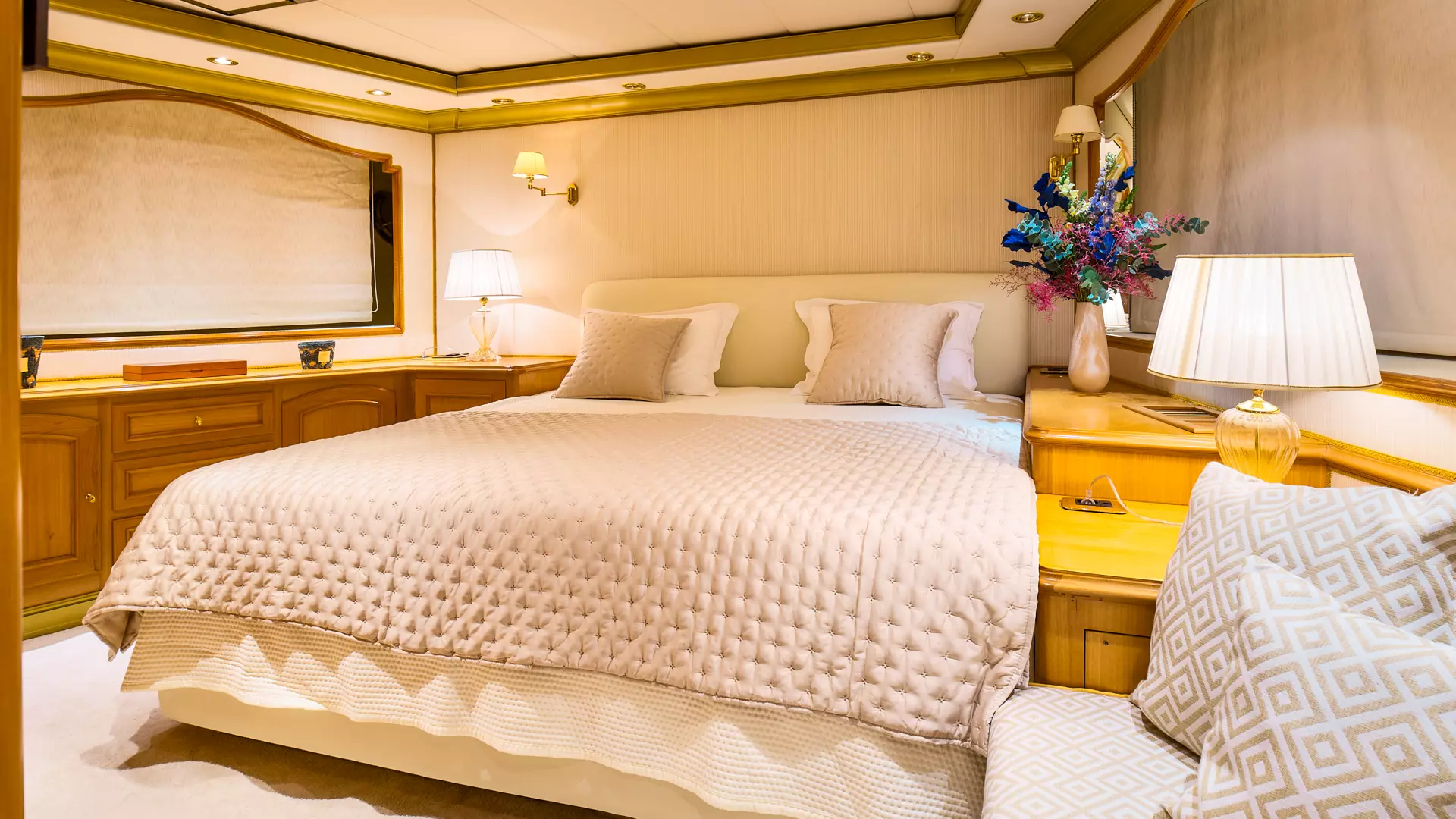 27-To-Je-To-double-cabin_.jpg