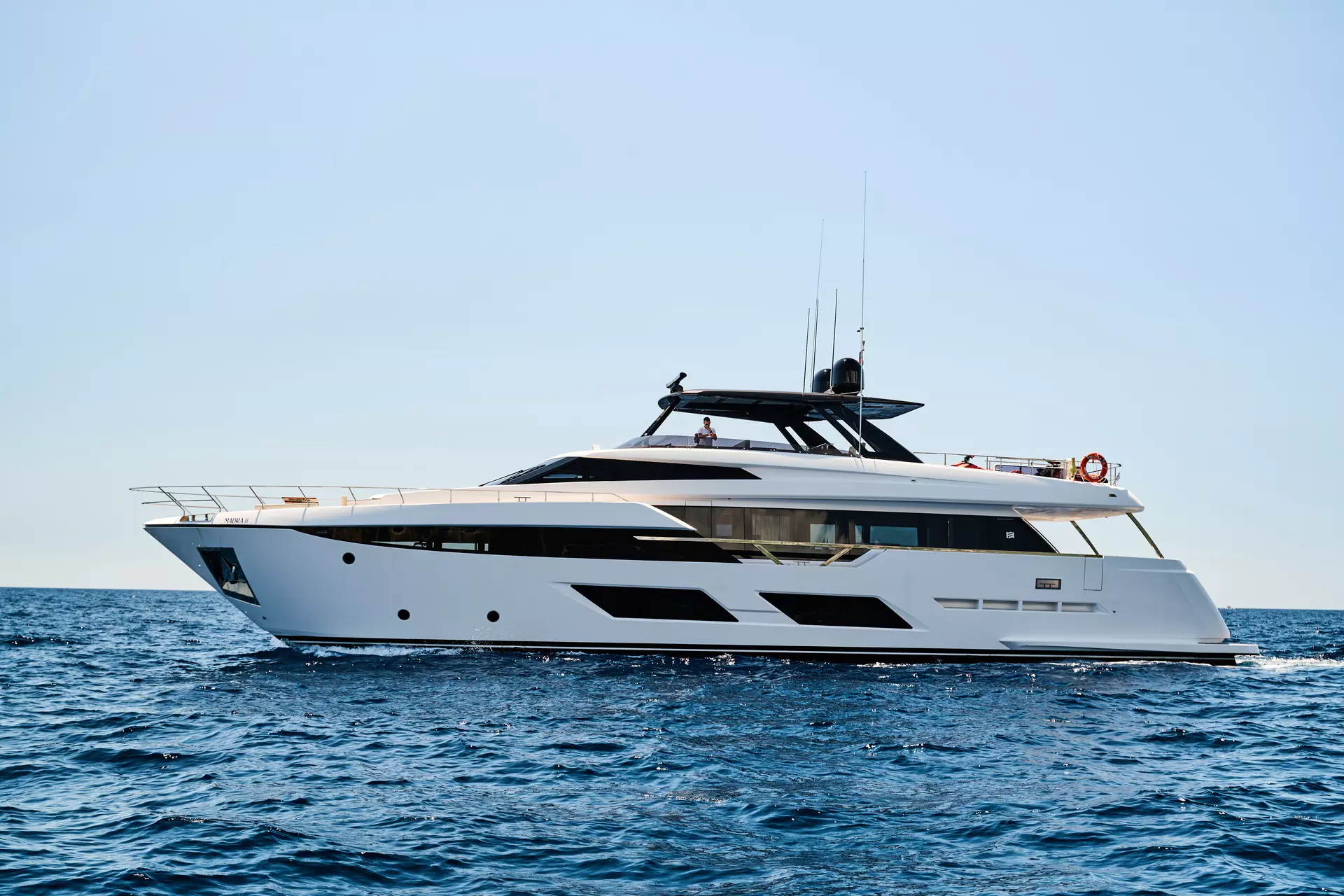 06-Madra-II-portside_.jpg