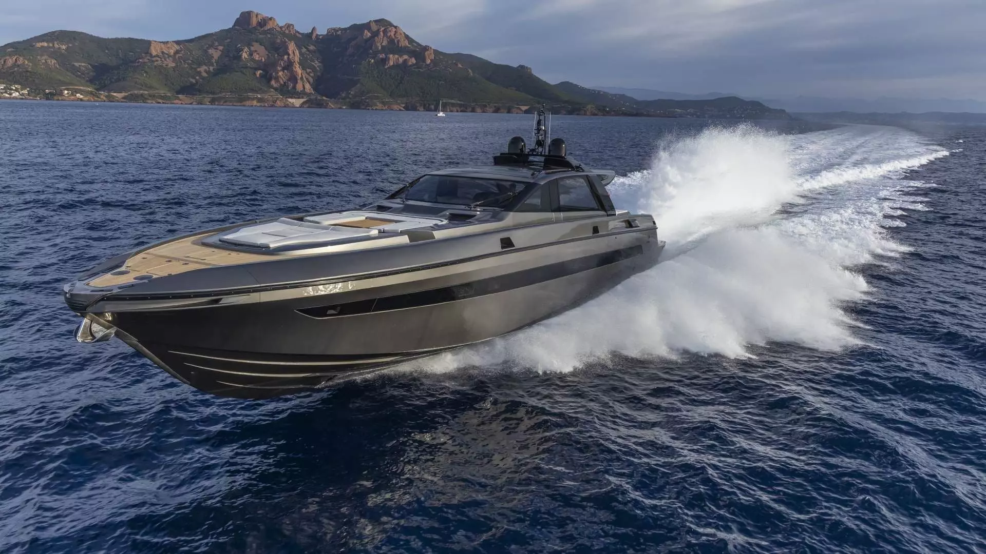 Otam 90 GTS 'Sexy Me': A Masterpiece of Elegance and Comfort