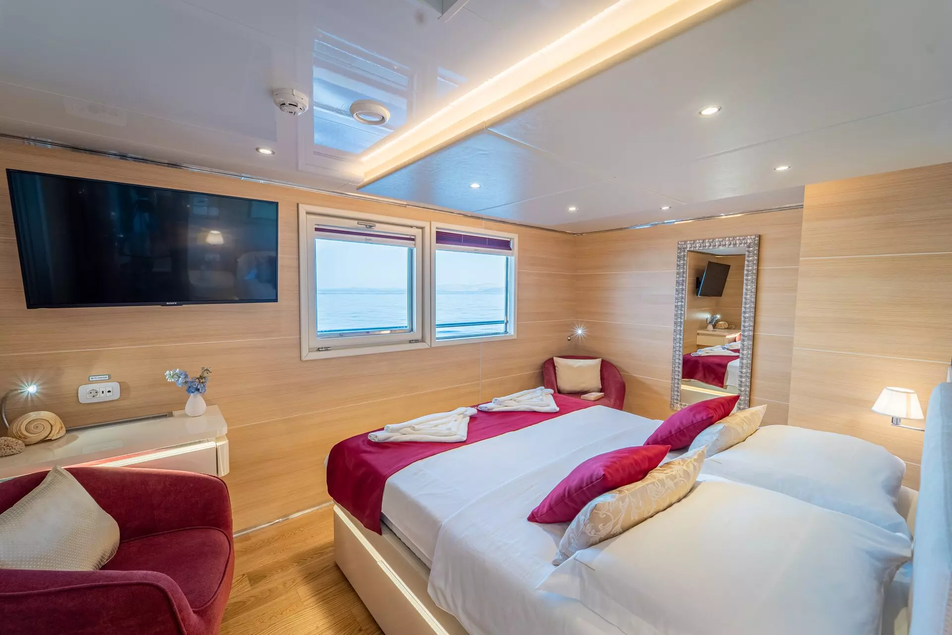 44. RIVA Double stateroom - Upper deck.jpg